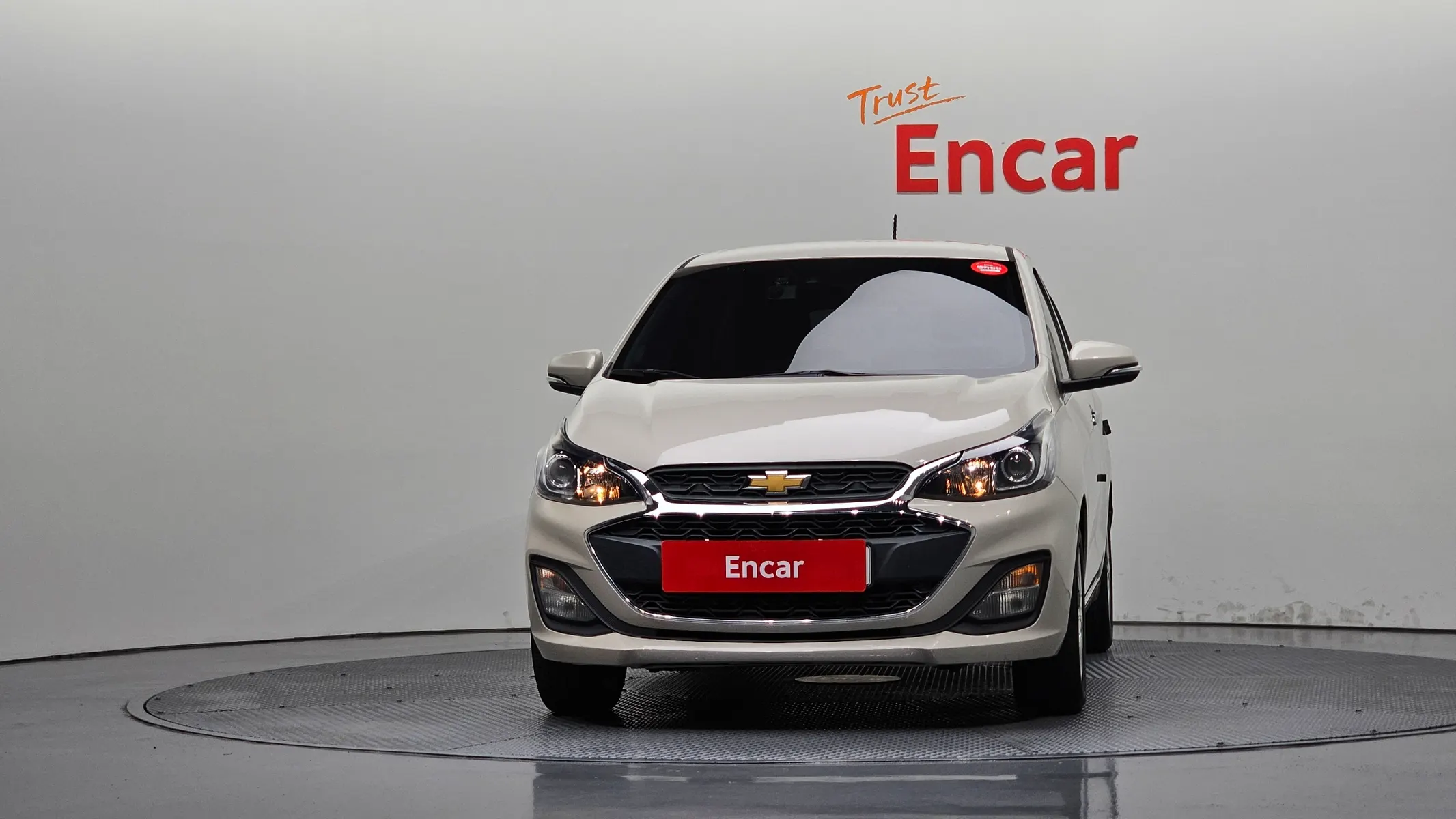 Chevrolet Spark 2021 2/5