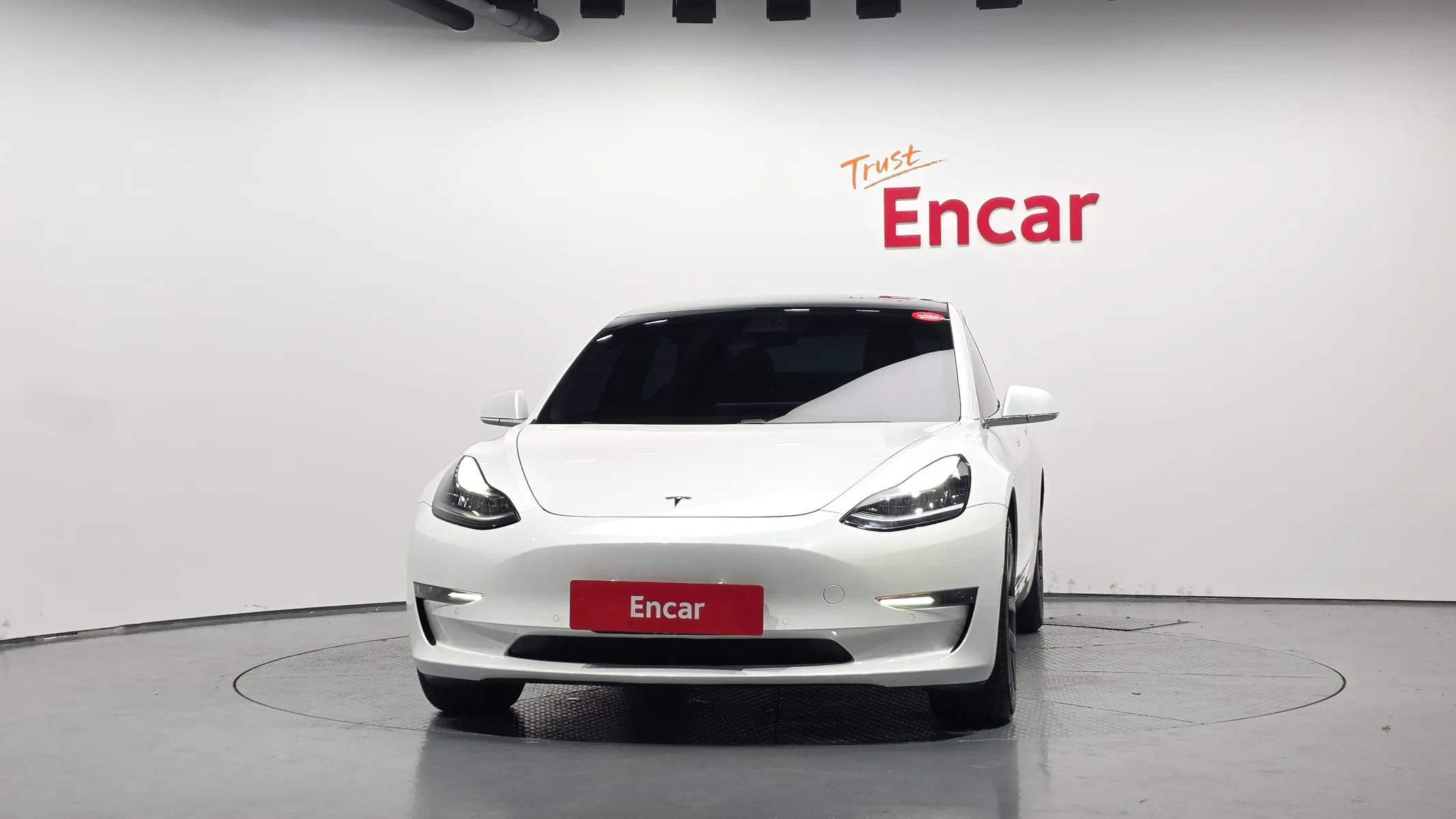 Tesla 3 AWD 2020 2/5