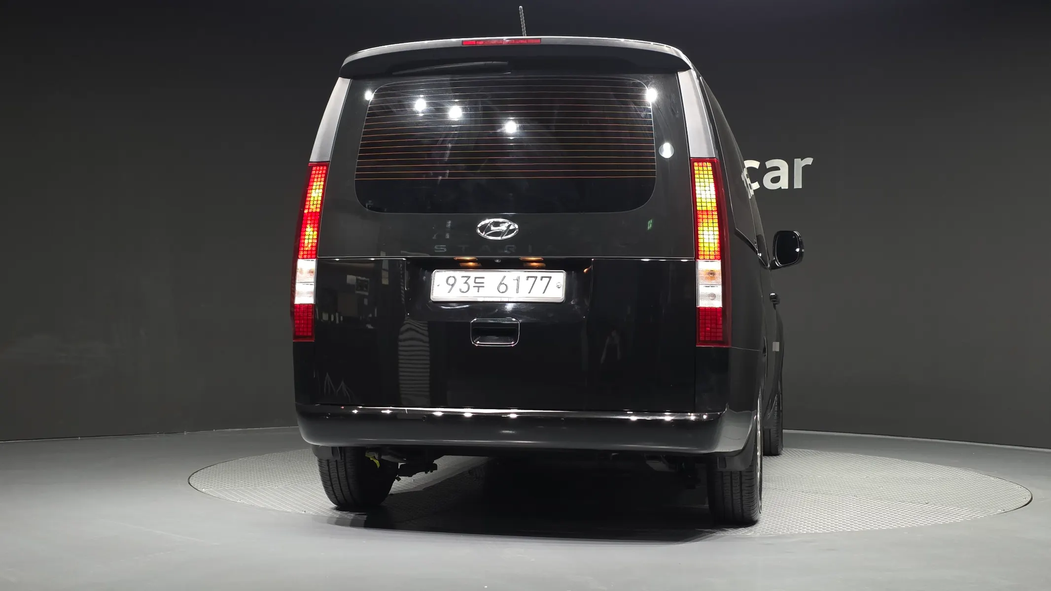 Hyundai Staria 3 2021 3/5