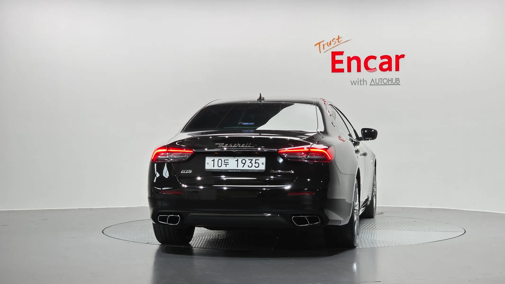 Maserati 콰트로포르테 GTS 3.8 V8 2018 3/5