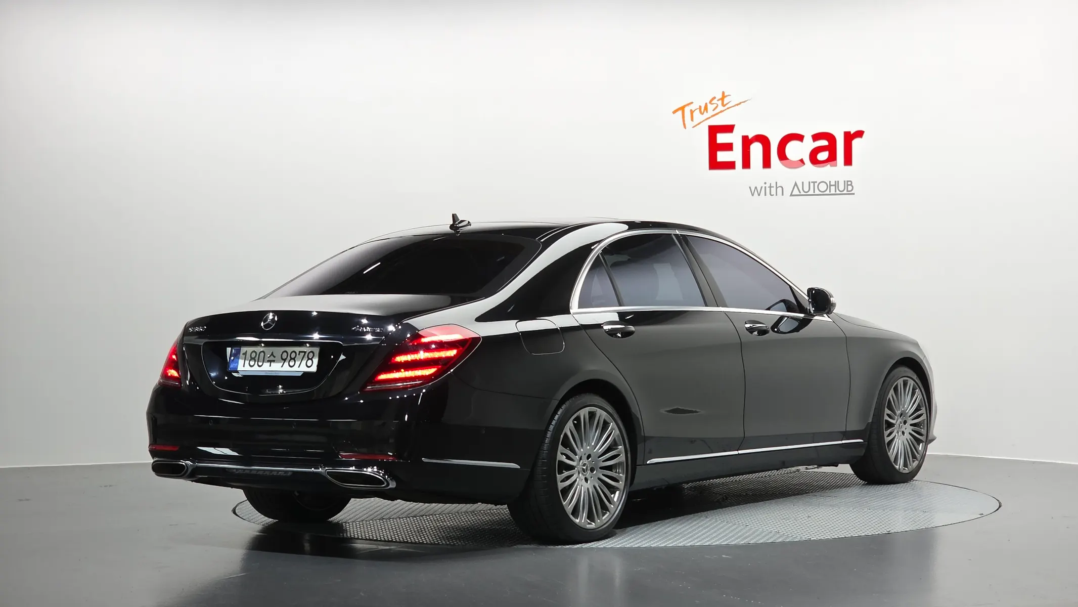 Mercedes-Benz S-Class W222 S560L 4MATIC 2017 2/37