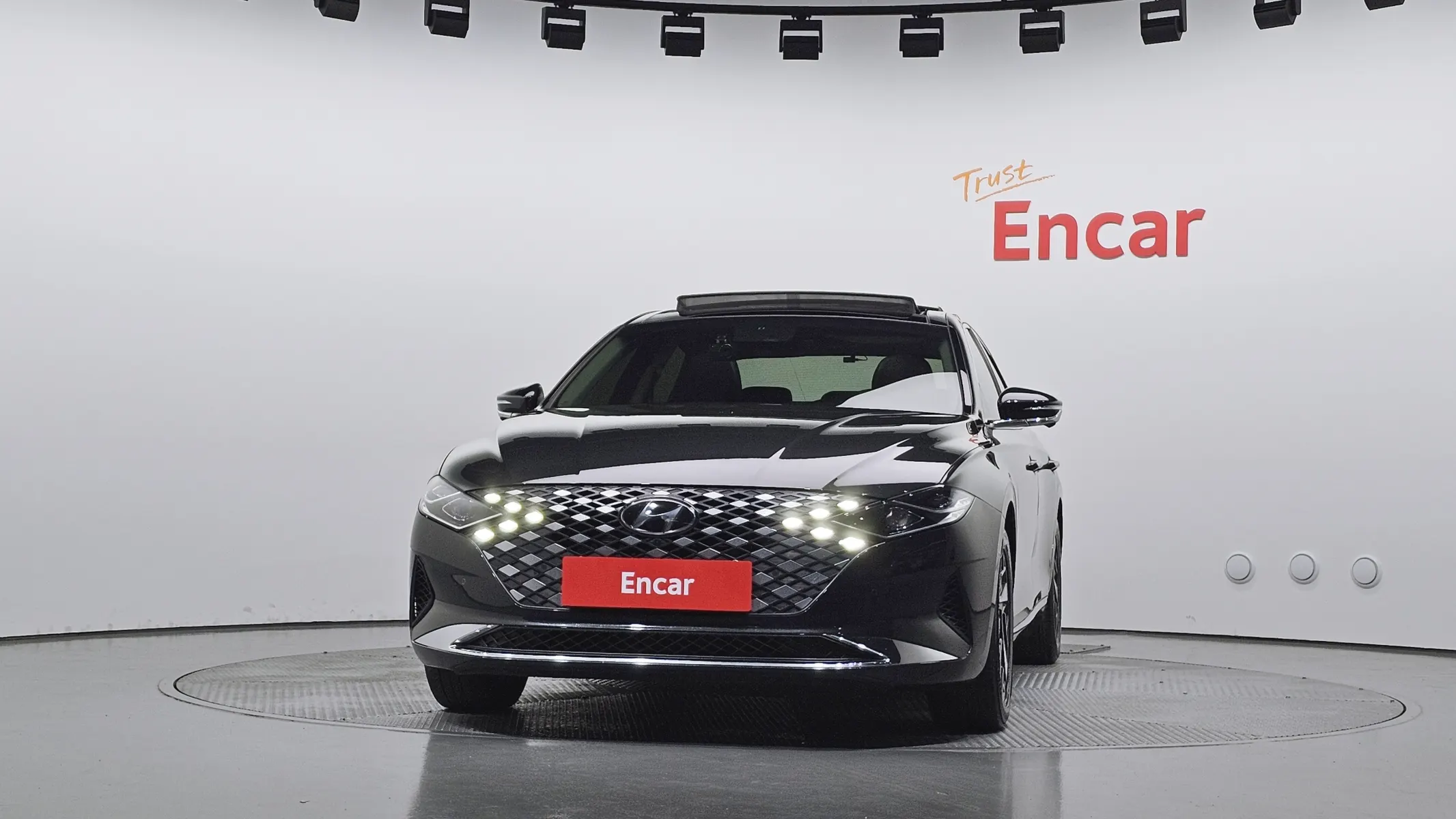 Hyundai IG 2022 2/5