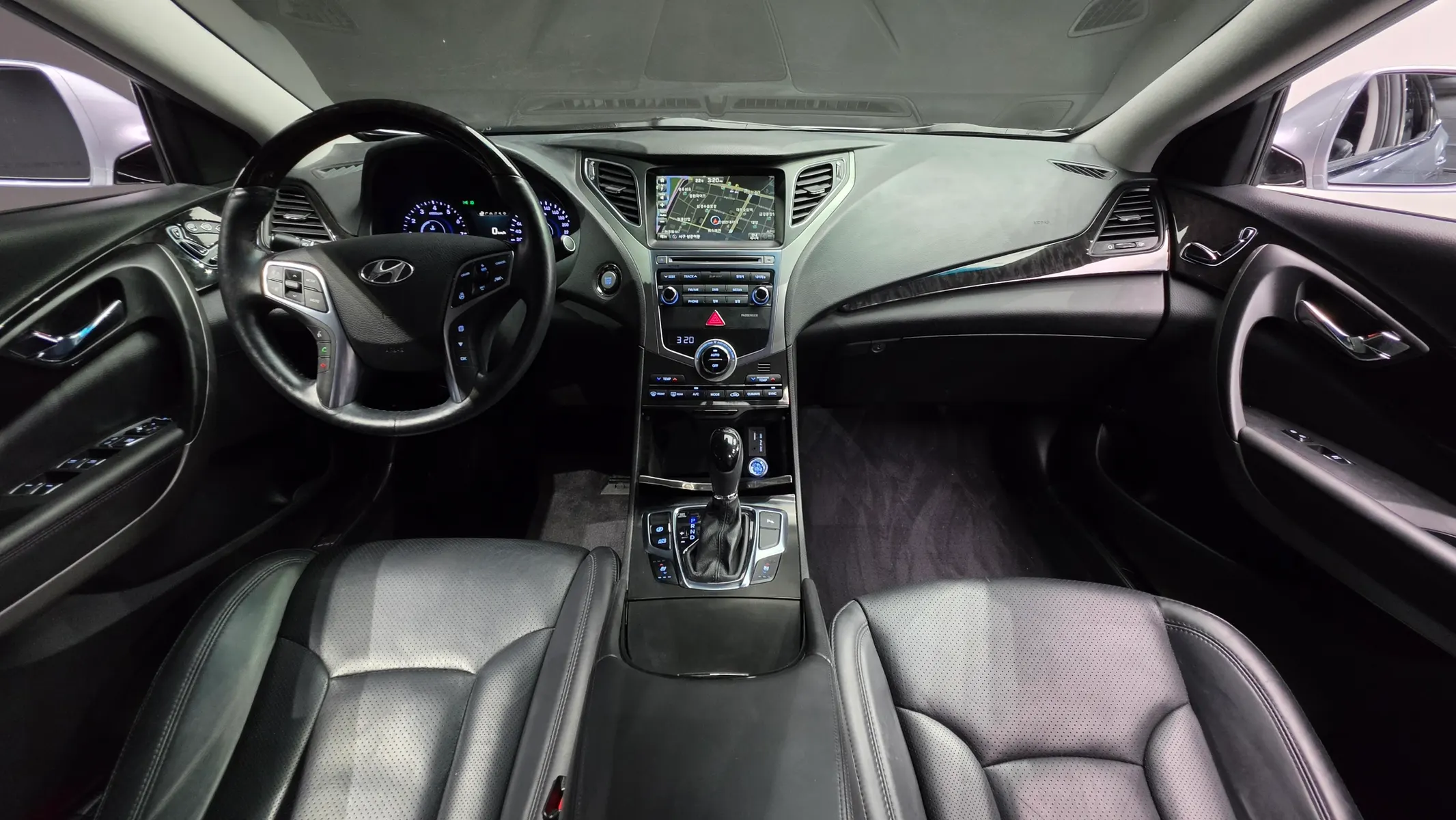Hyundai Grandeur HG HG240 2015 4/5