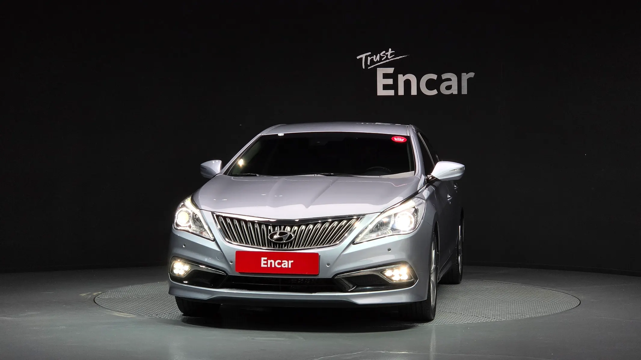 Hyundai Grandeur HG HG240 2015 2/5