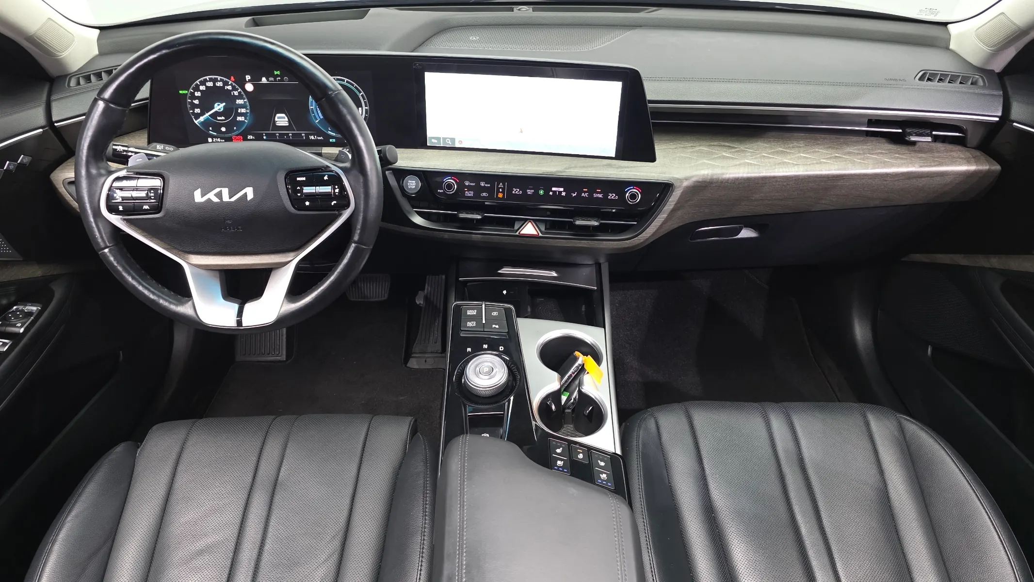 Kia K8 2022 4/5