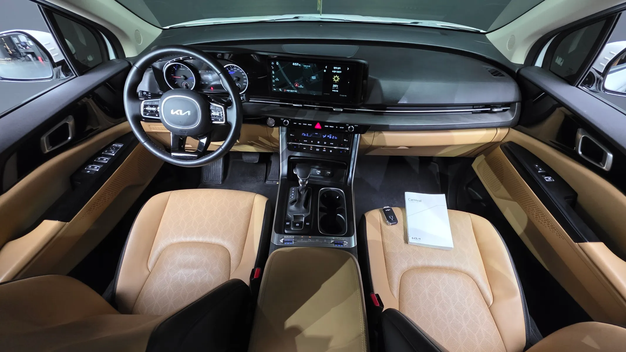 Kia Carnival 9 2023 4/5