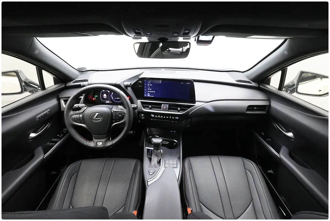 Lexus UX250h 2.0 F-Sport 2WD 2024 4/5