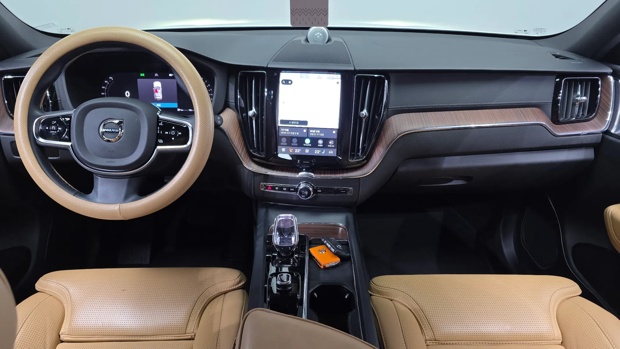 Volvo XC60 2 B5 2024 4/5