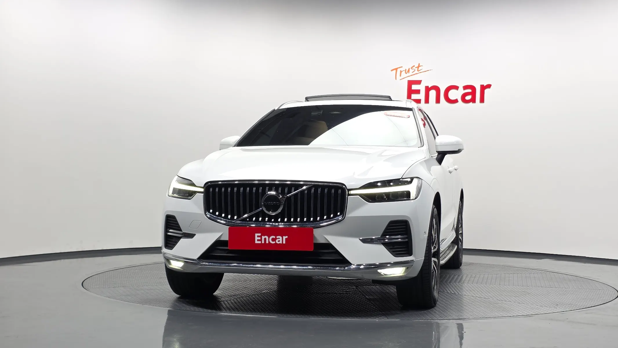 Volvo XC60 2 B5 2024 2/5