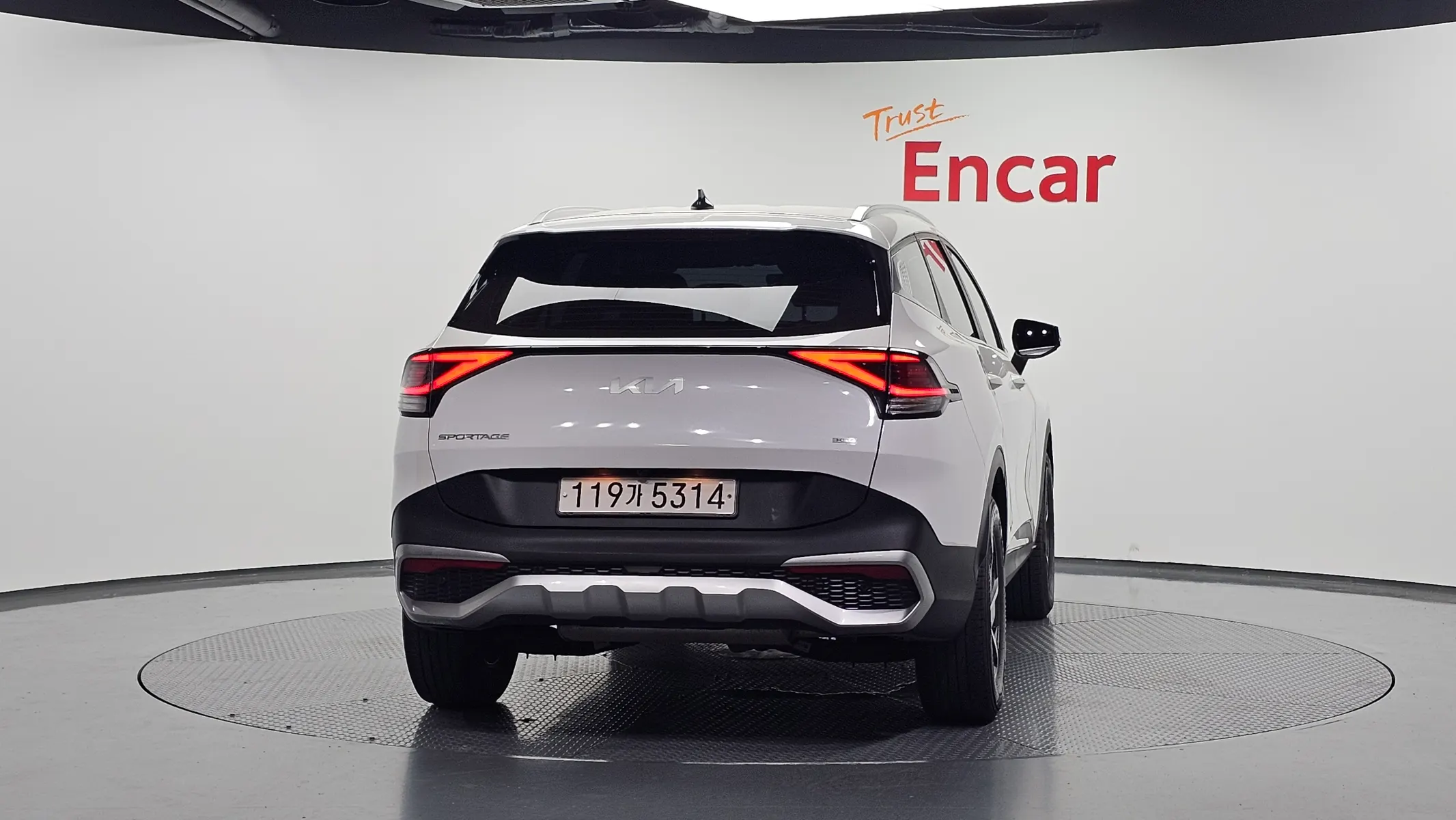 Kia 5 2WD 2022 3/5