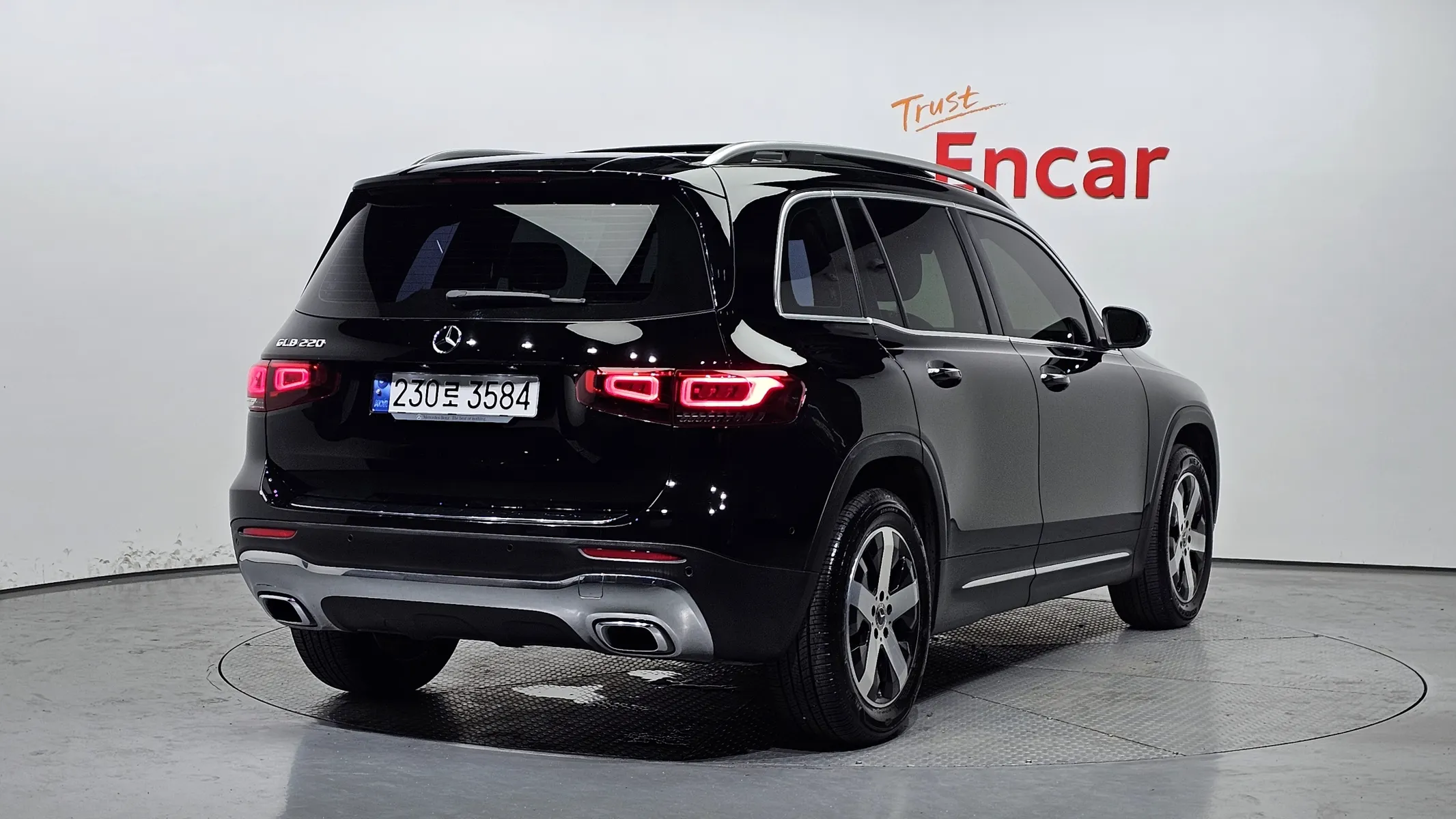 Mercedes-Benz GLB-Class X247 GLB220 2020 2/21