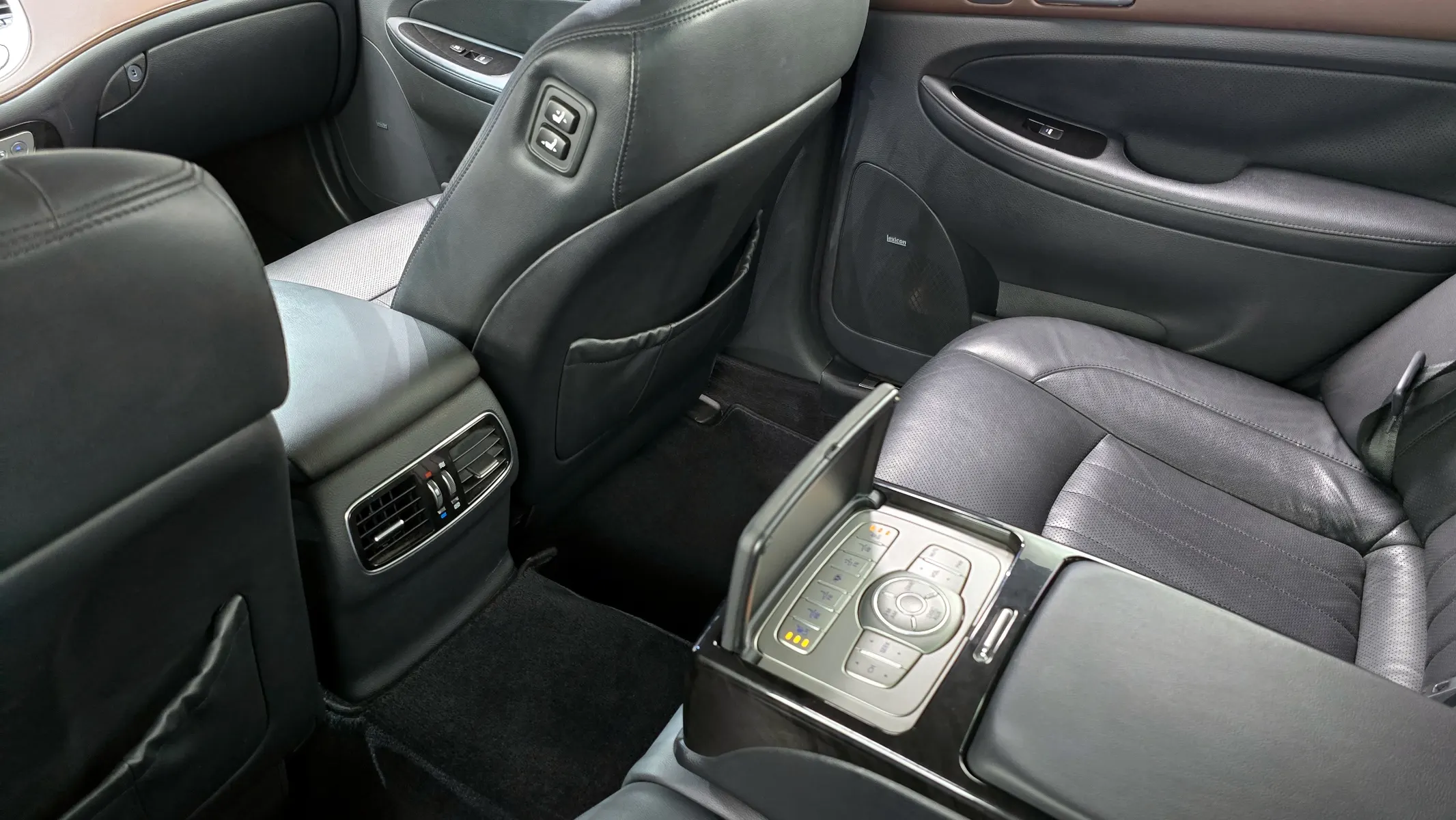 Hyundai 제네시스 BH330 2011 19/20