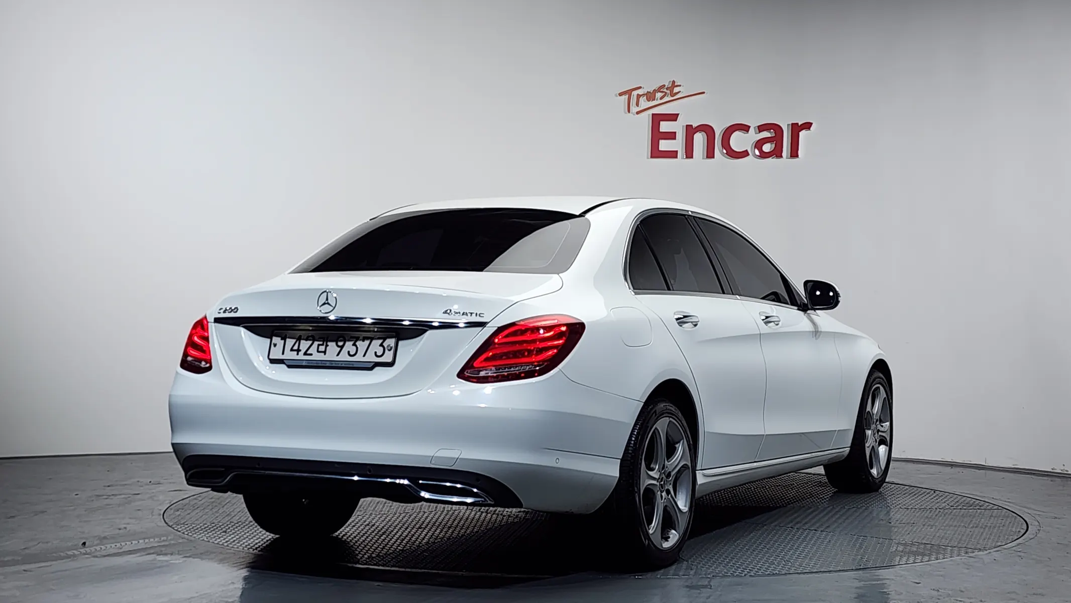 Mercedes-Benz C-Class W205 C200 4MATIC 2018 2/21