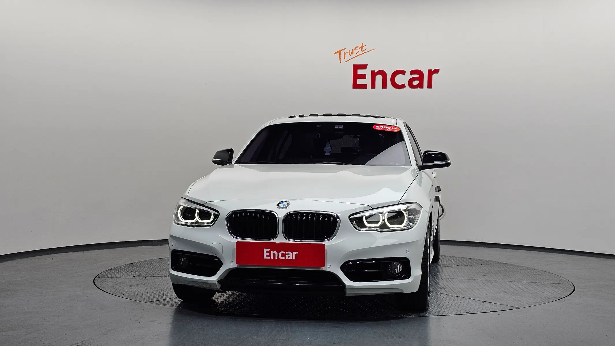 BMW 1 Series (F20) 118d 5 2015 3/22