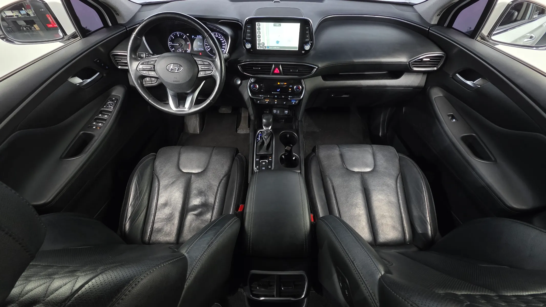 Hyundai TM 2.0 2WD 2018 4/5