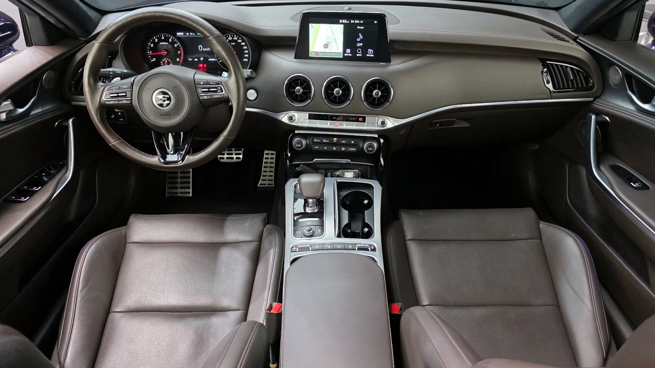 Kia Stinger 2.0 2WD 2020 4/5