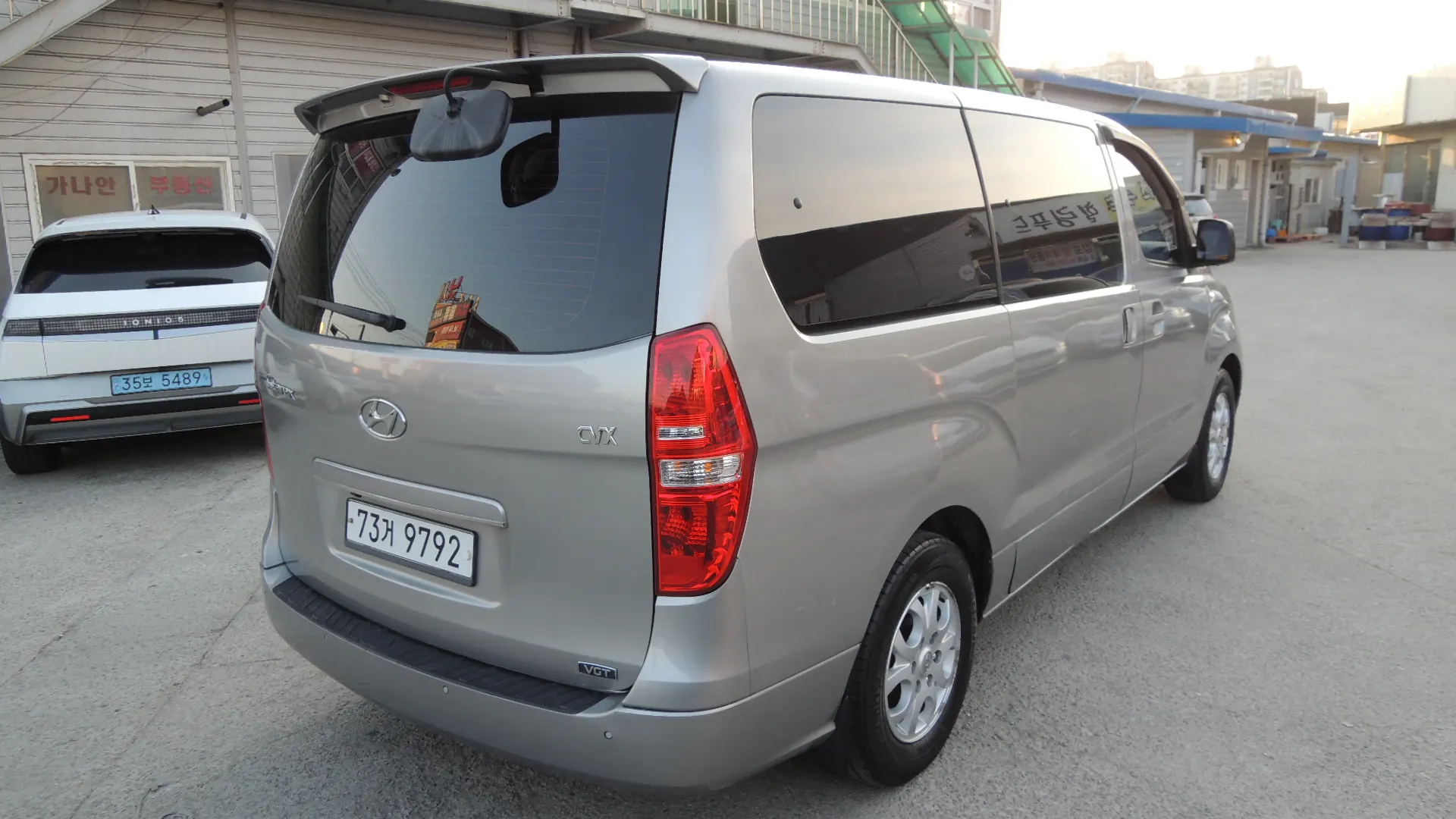 Hyundai Grand Starex 12 2013 3/5