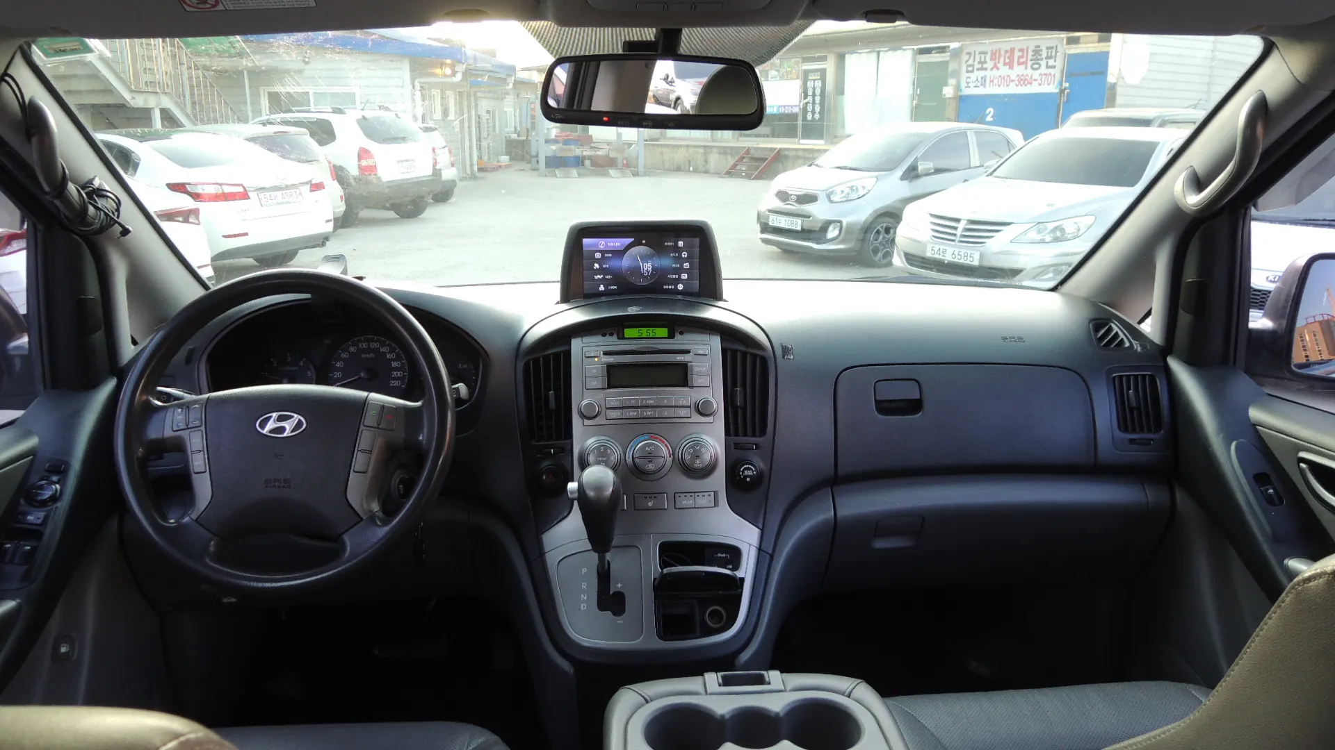 Hyundai Grand Starex 12 2013 4/5