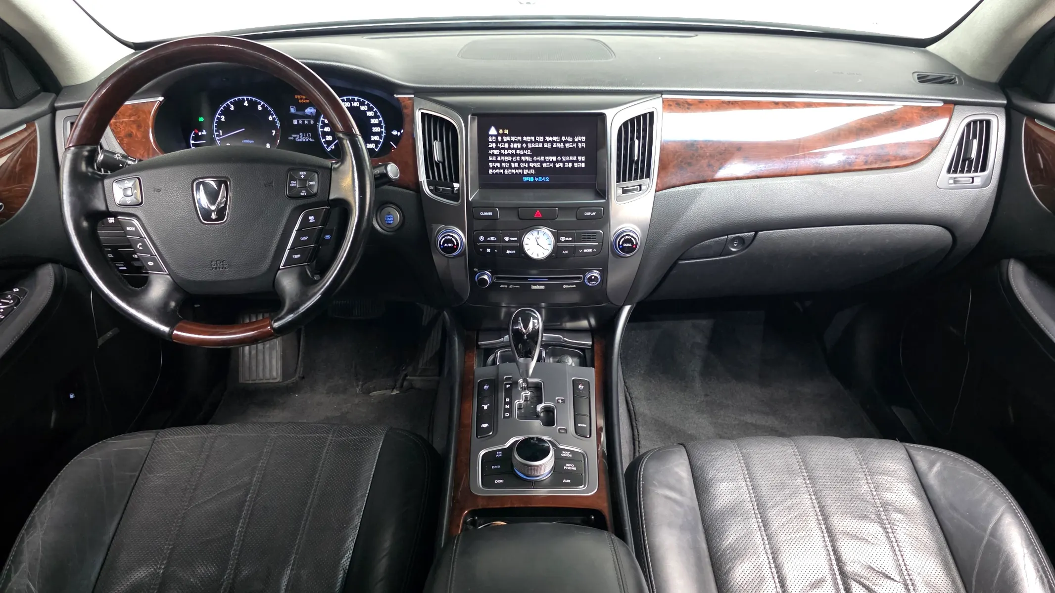 Hyundai () VS380 2011 4/5