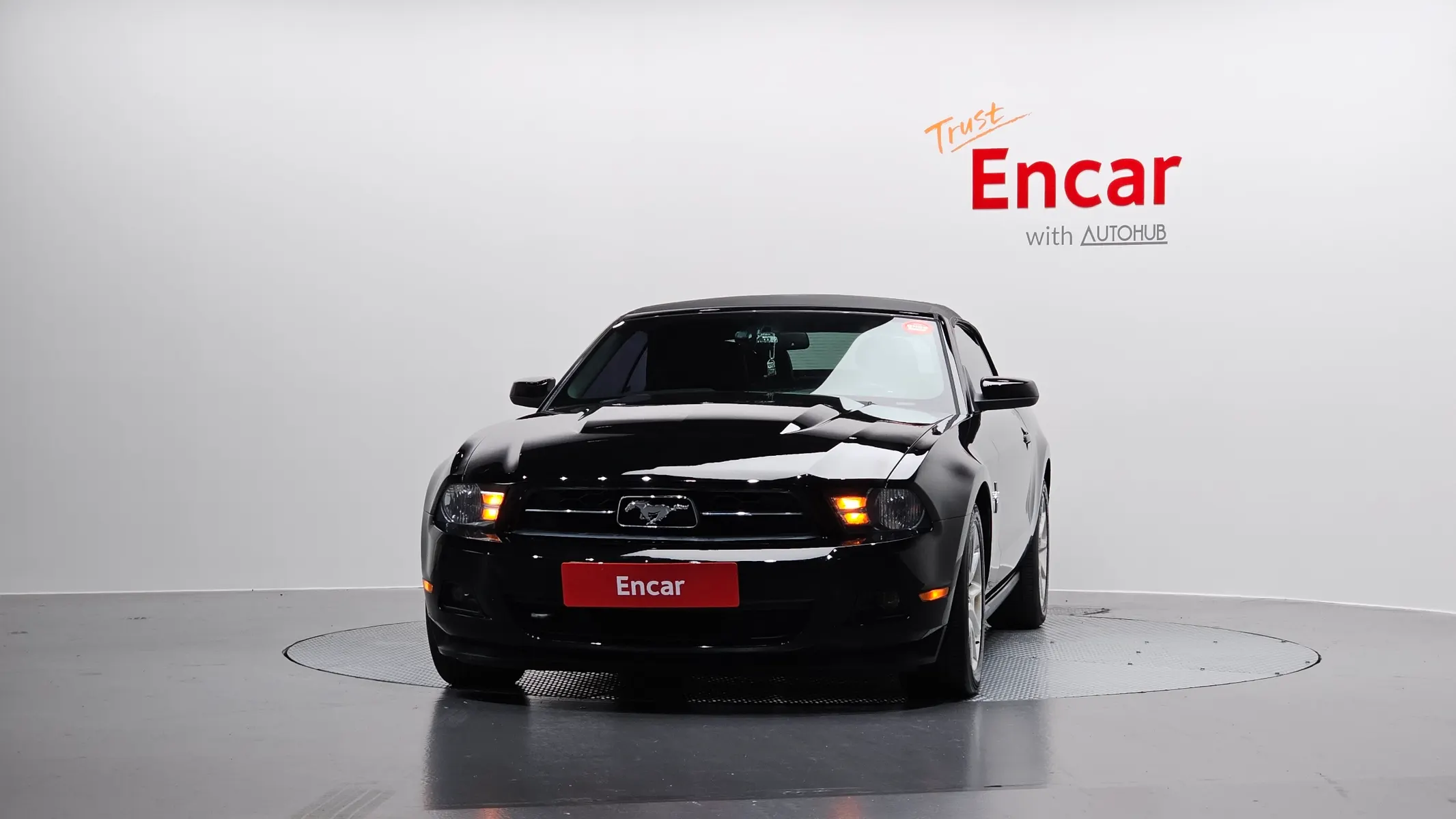 Ford 머스탱 2010 2/5