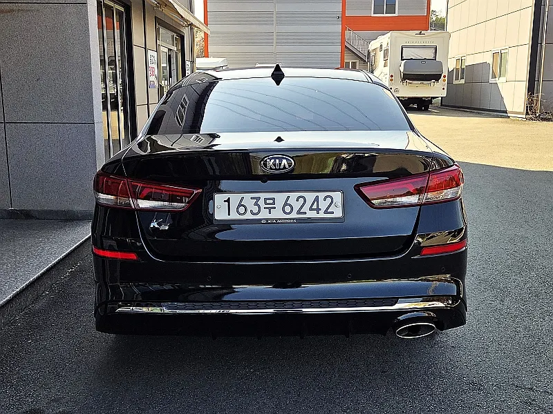 Kia K5 2 2.0 2018 3/5