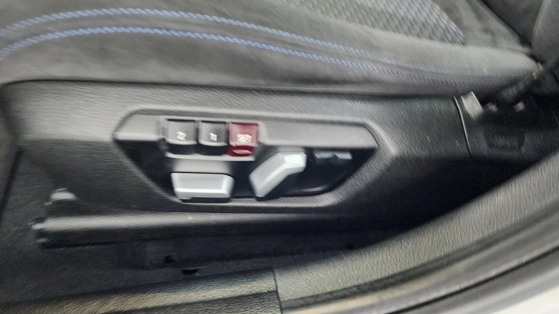 BMW 1 Series (F20) 118d M 5 2018 32/33