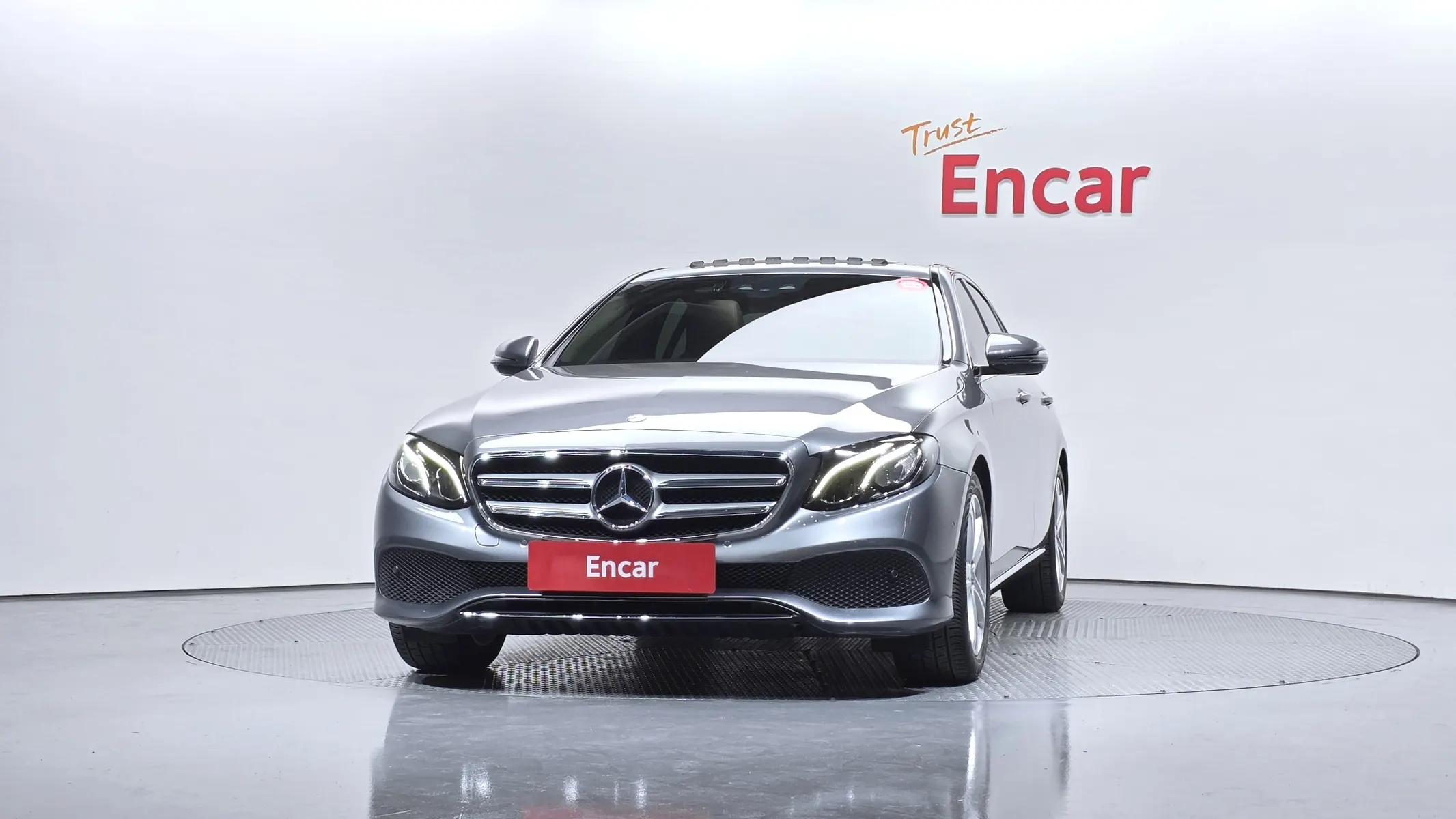 Mercedes-Benz E-Class W213 E200 2016 3/21