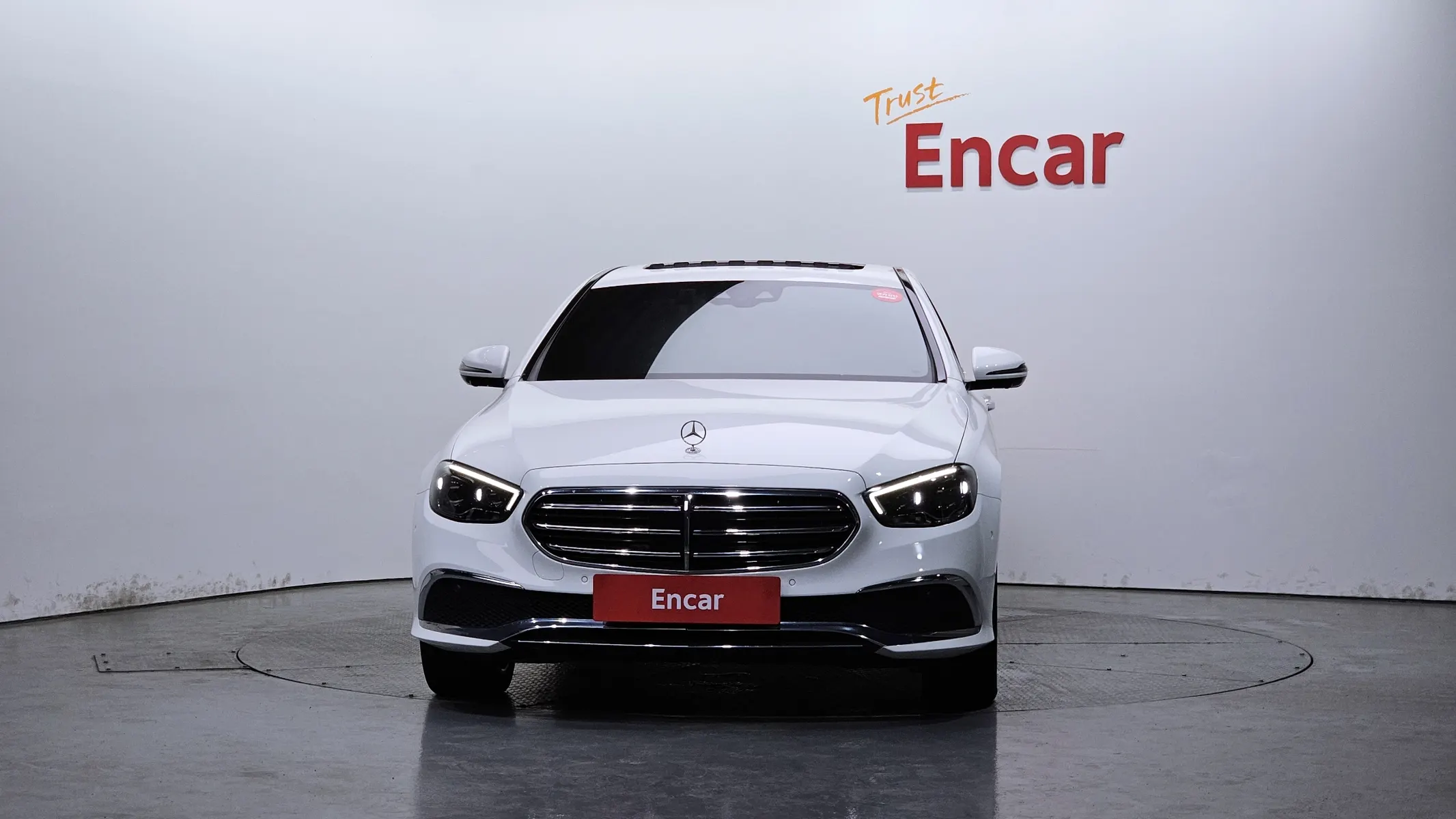 Mercedes-Benz E-Class W213 E300e 4MATIC 2023 3/31