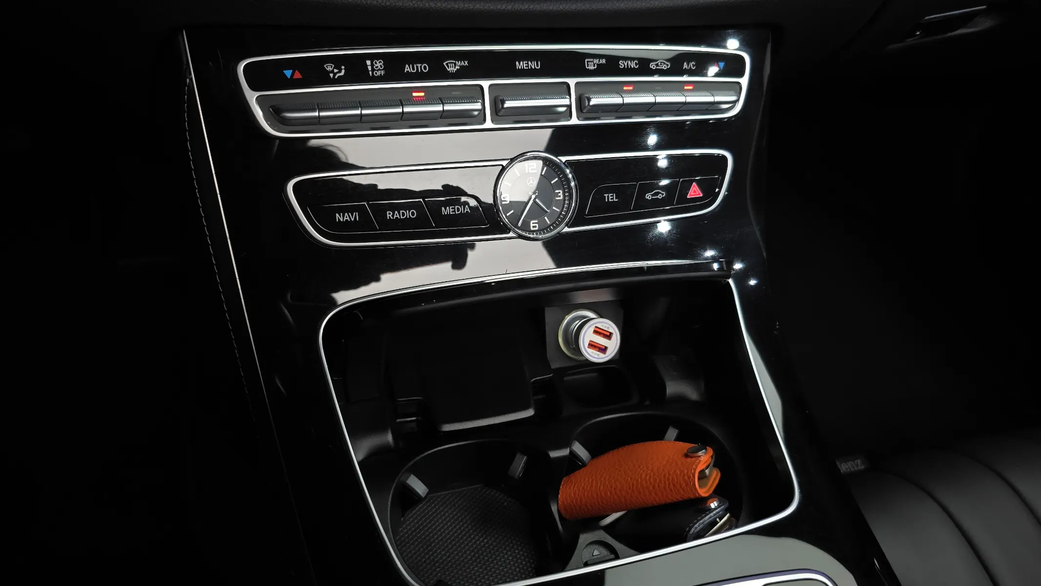 Mercedes-Benz E-Class W213 E220d 2017 34/35