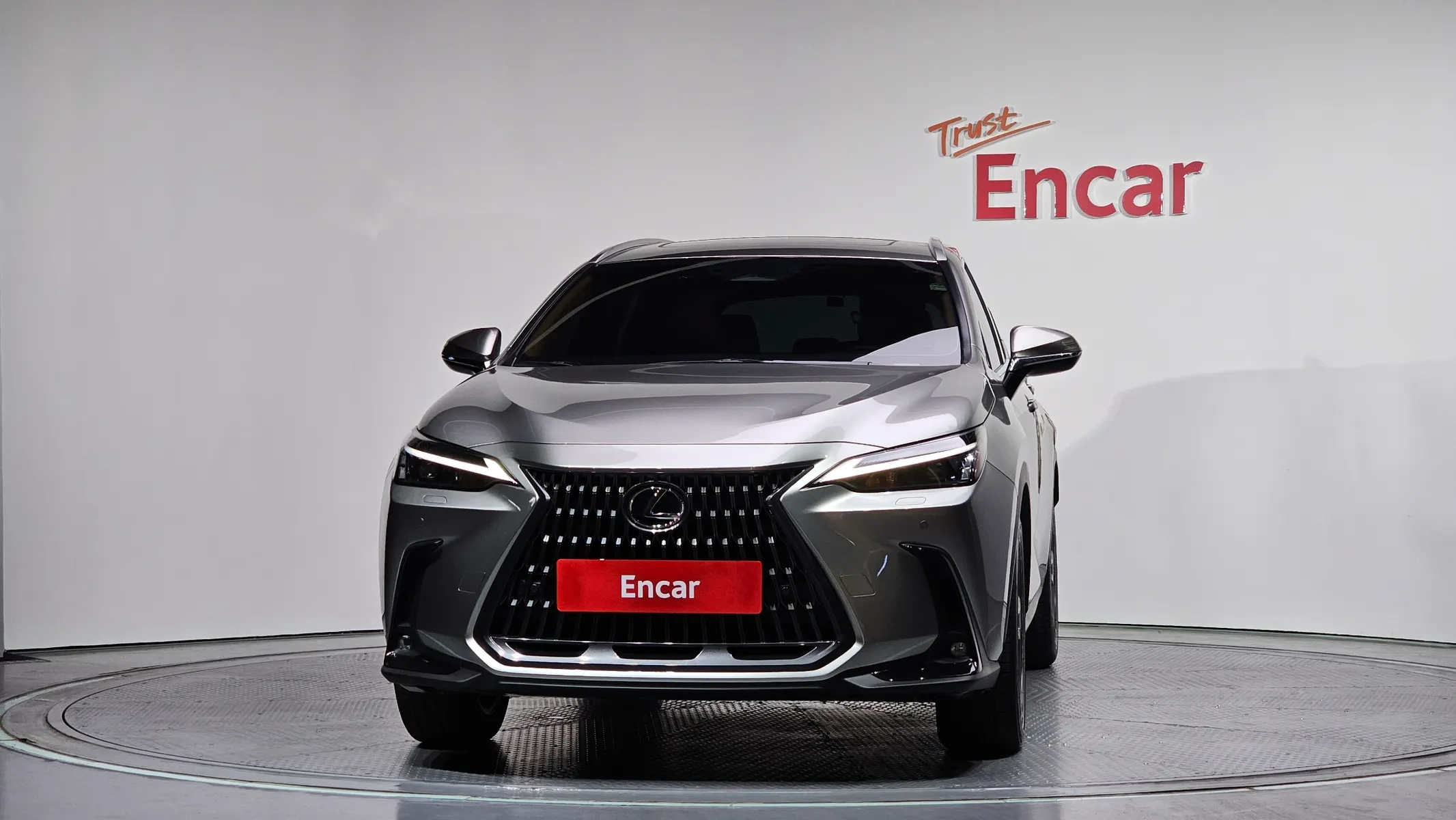 Lexus NX350h 2 2025 2/5