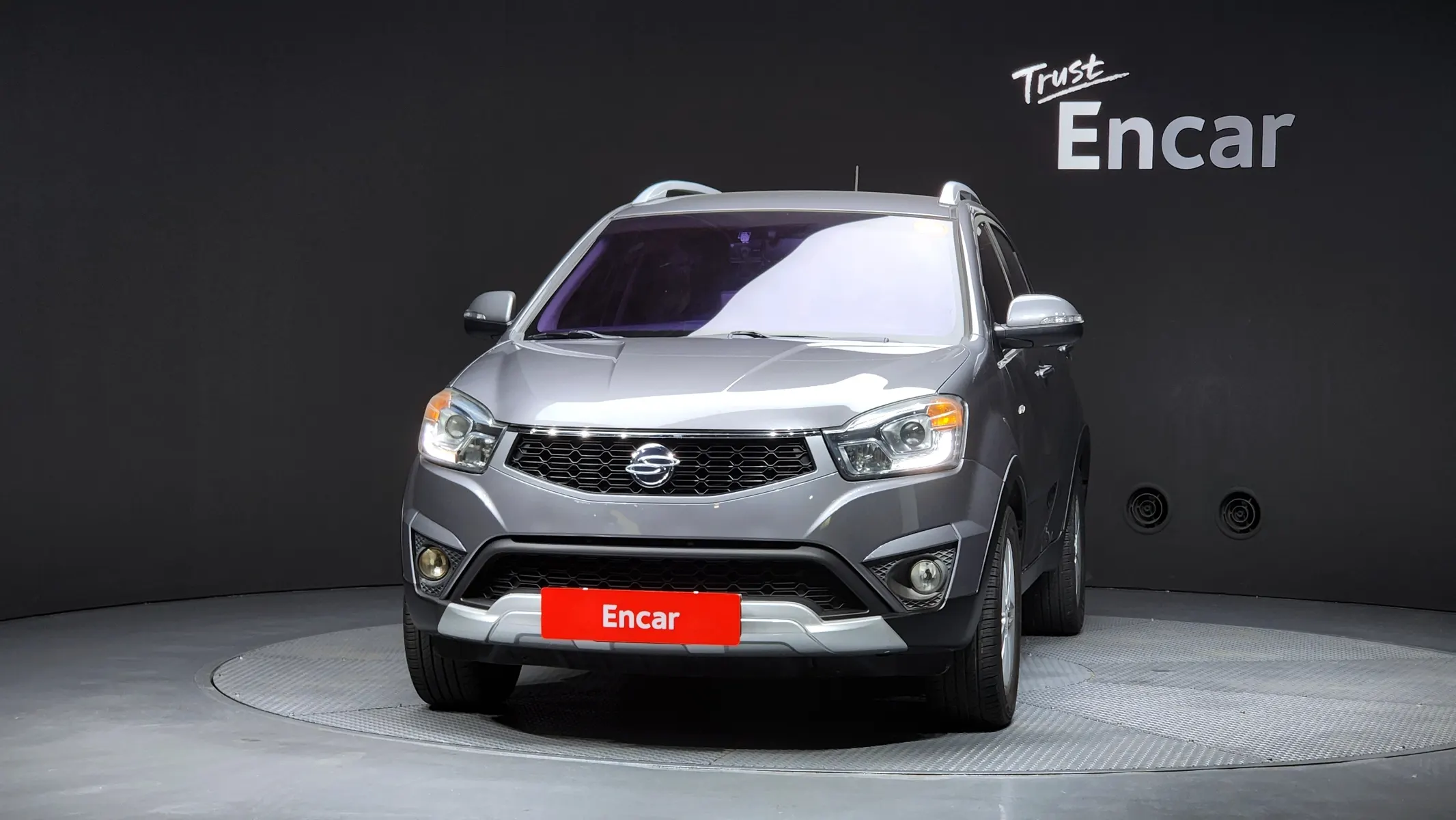 KG Mobility C 2.0 CVT 4WD 2014 2/5