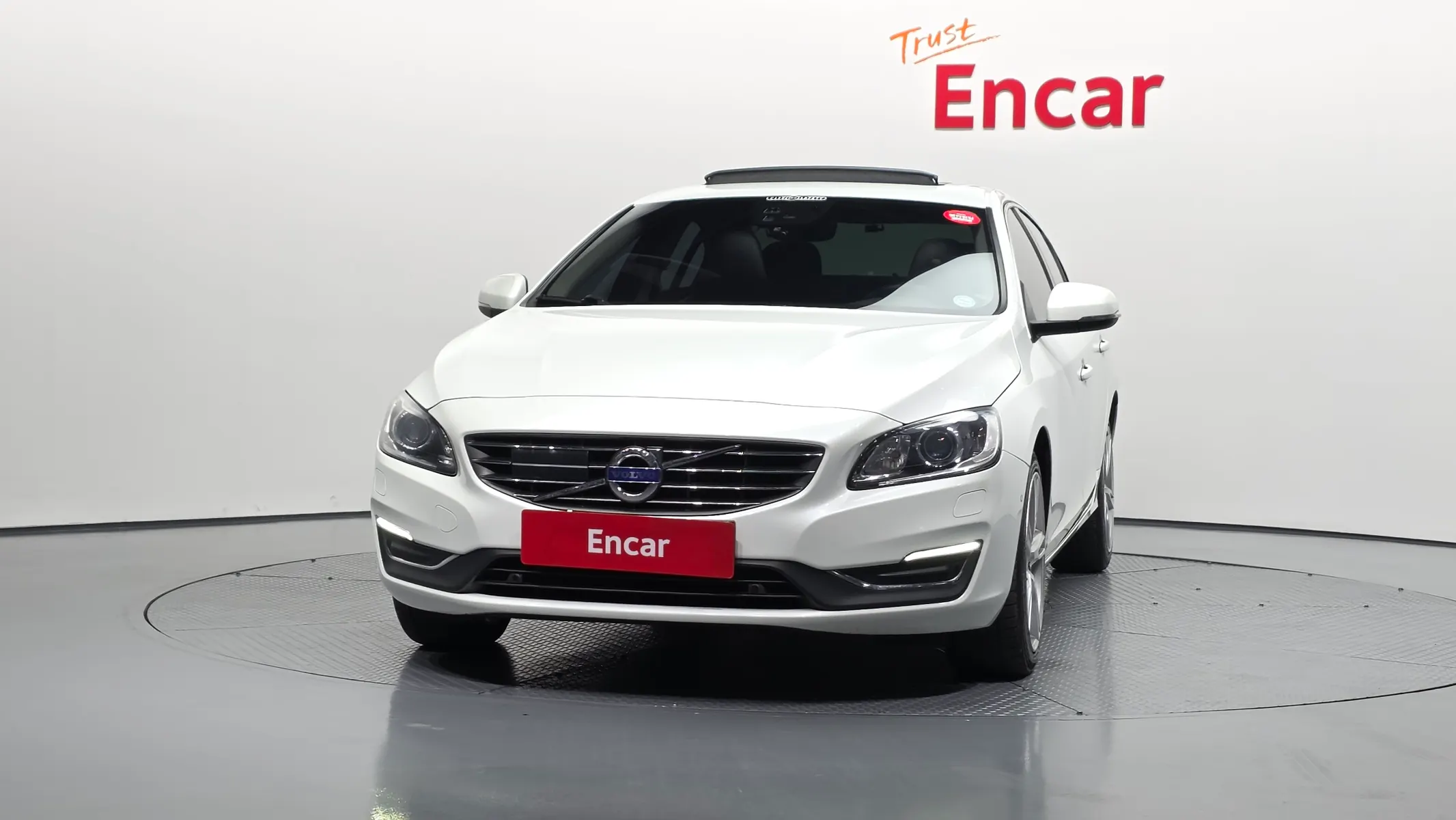 Volvo S60 D4 2016 2/5