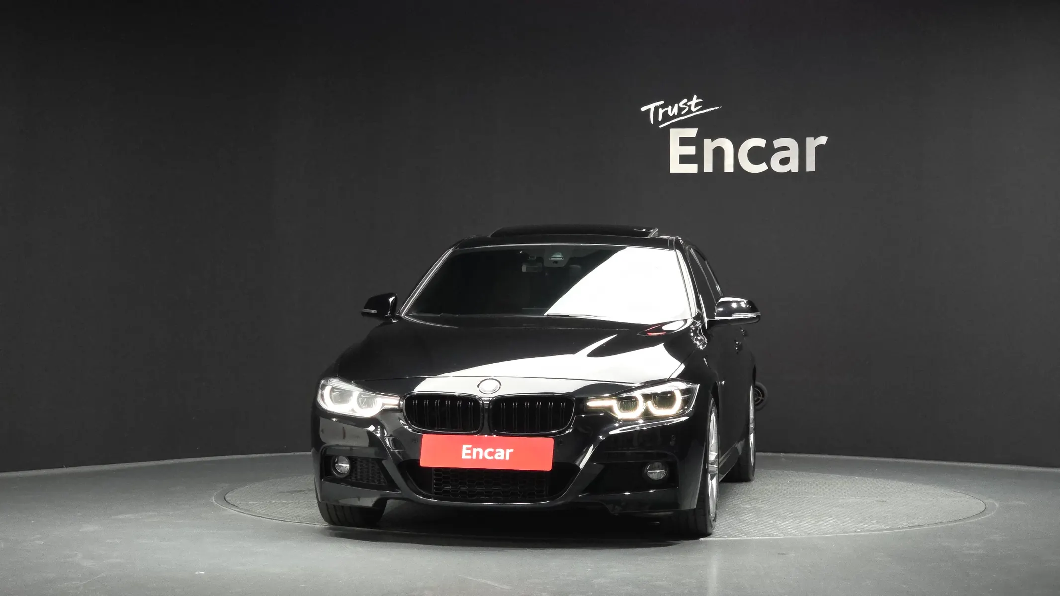 BMW 3 Series (F30) 330i M 2018 3/34