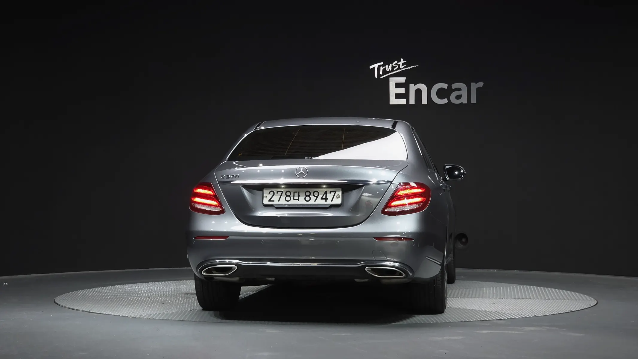 Mercedes-Benz E-Class W213 E300 2017 3/33