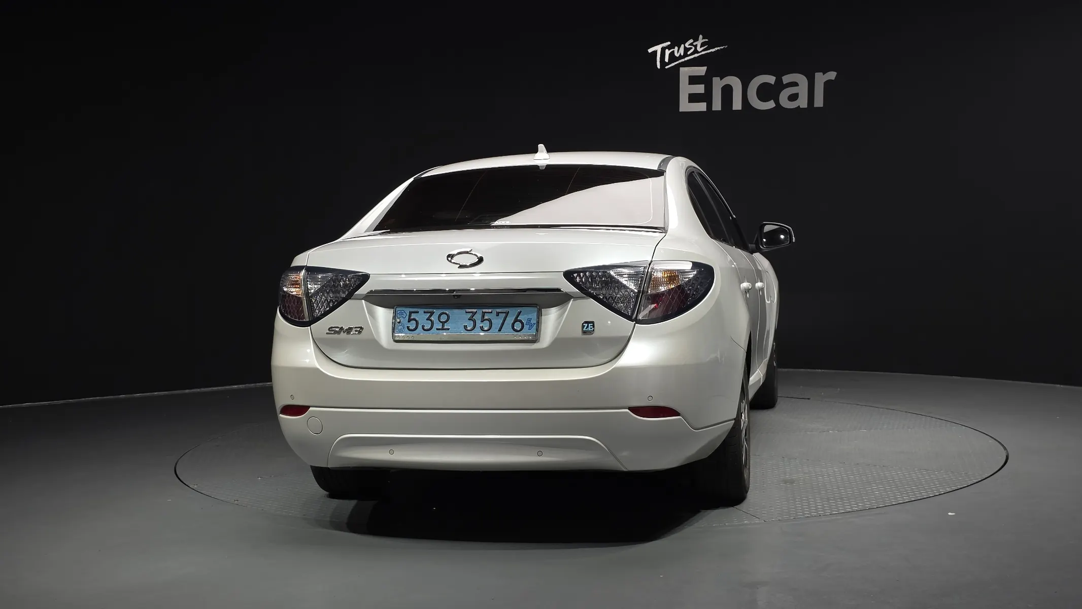 Renault Korea SM3 Z.E. RE 2017 3/5