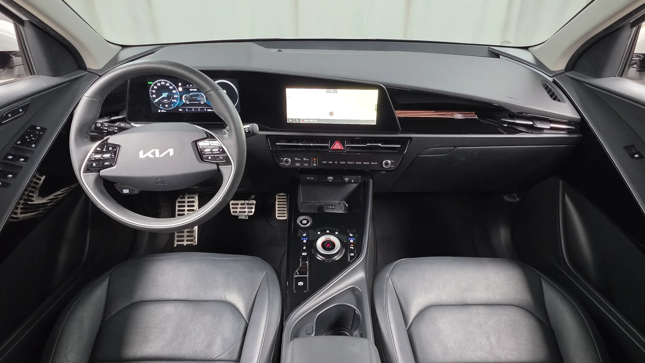 Kia 디 니로 2022 4/5