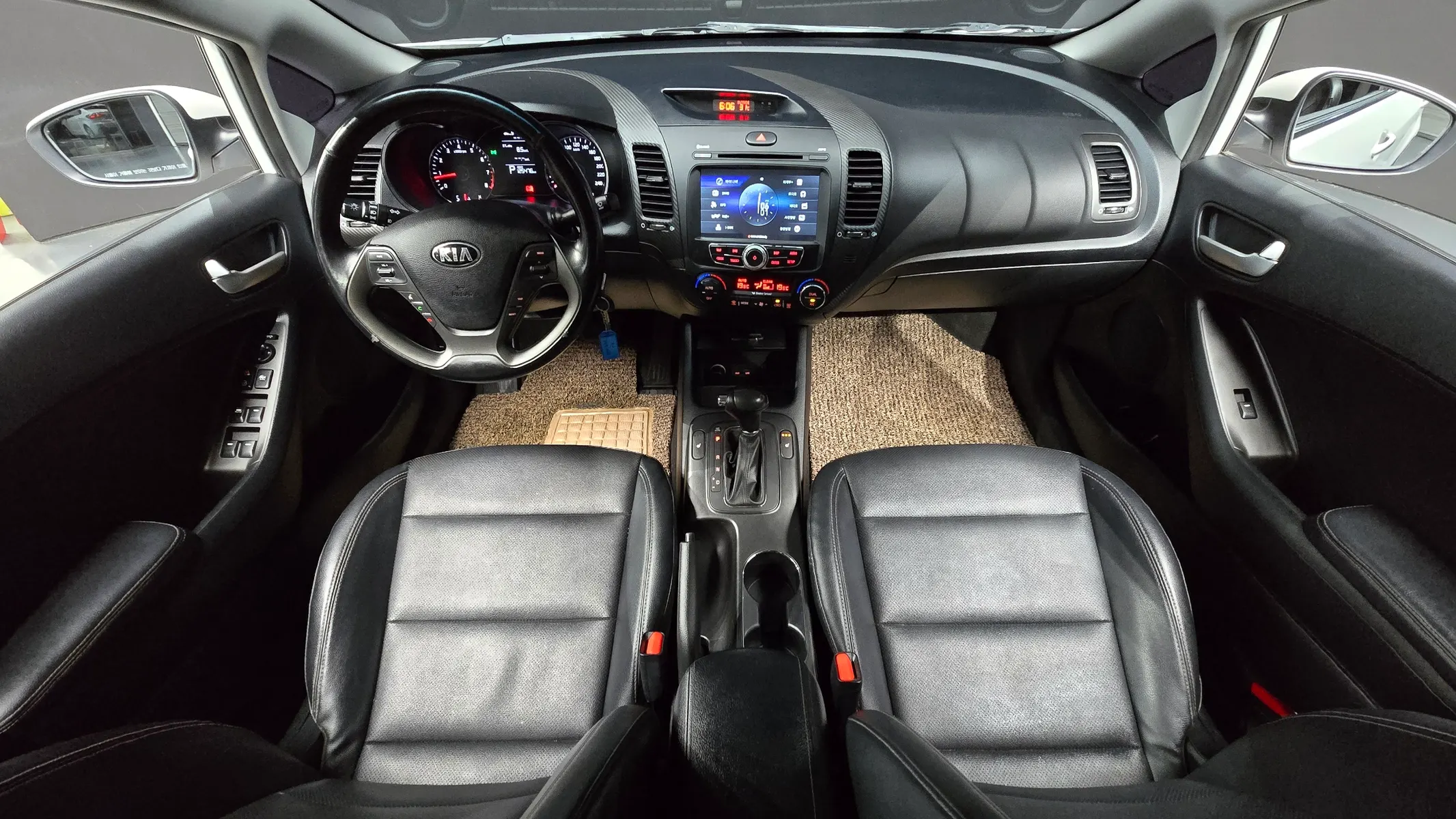 Kia K3 2014 3/5