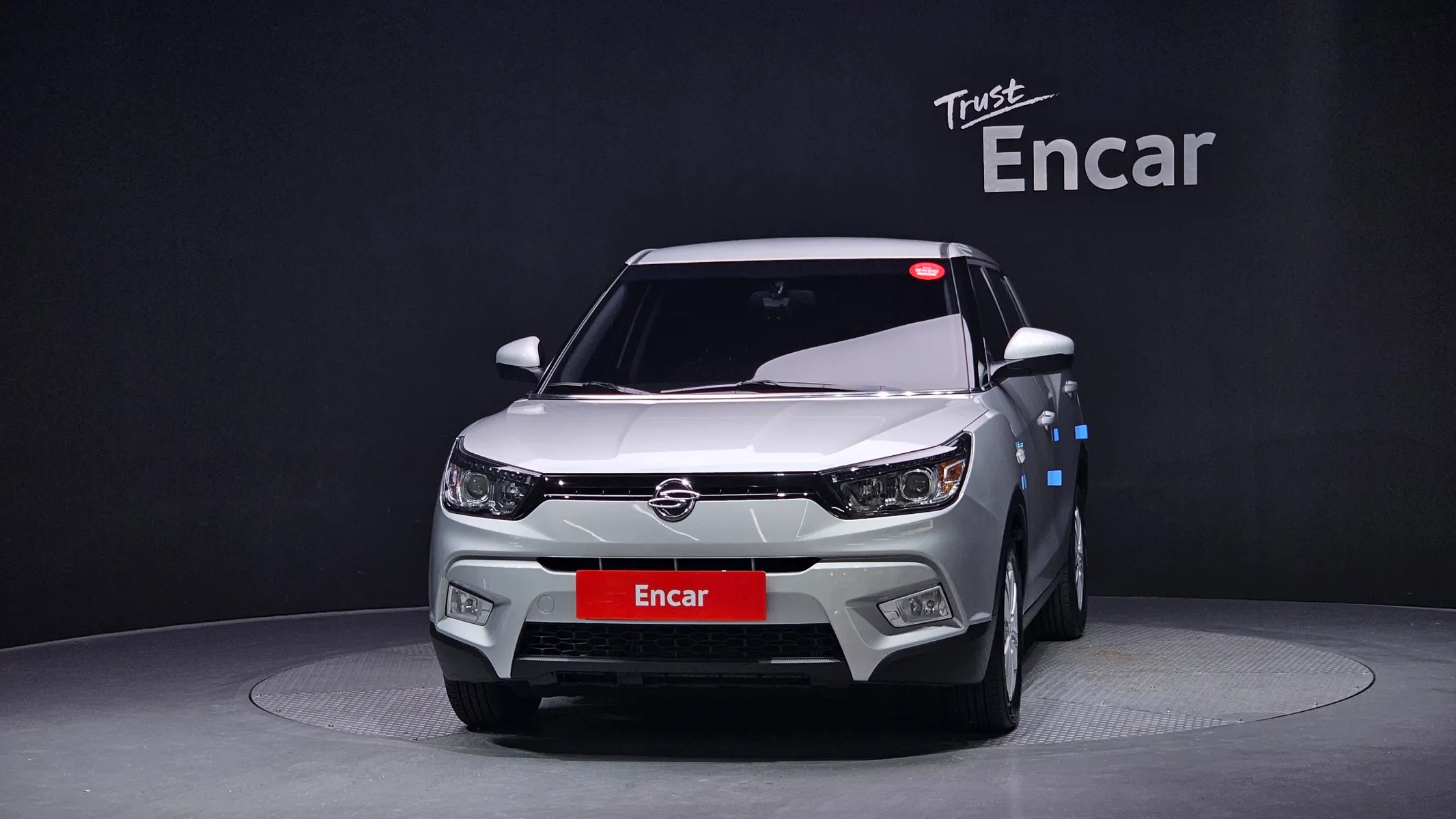 KG Mobility Tivoli TX 2WD 2017 2/5