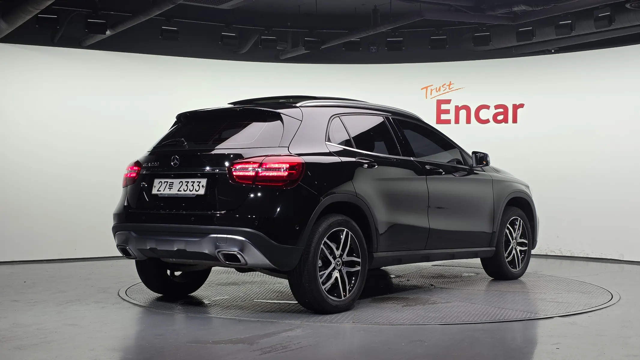 Mercedes-Benz GLA-Class X156 GLA220 2018 2/33