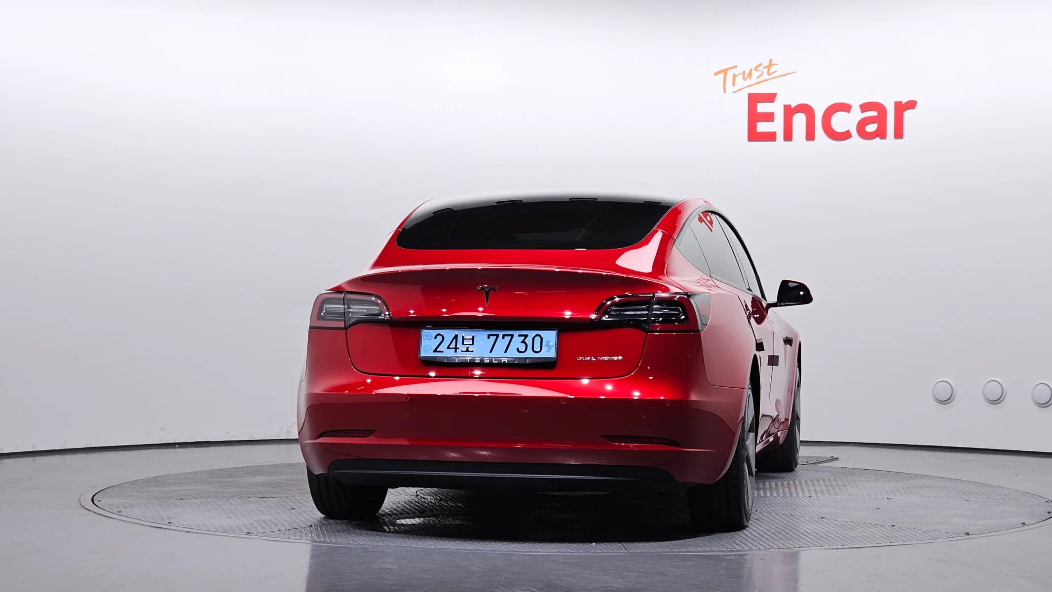 Tesla 3 AWD 2021 3/5