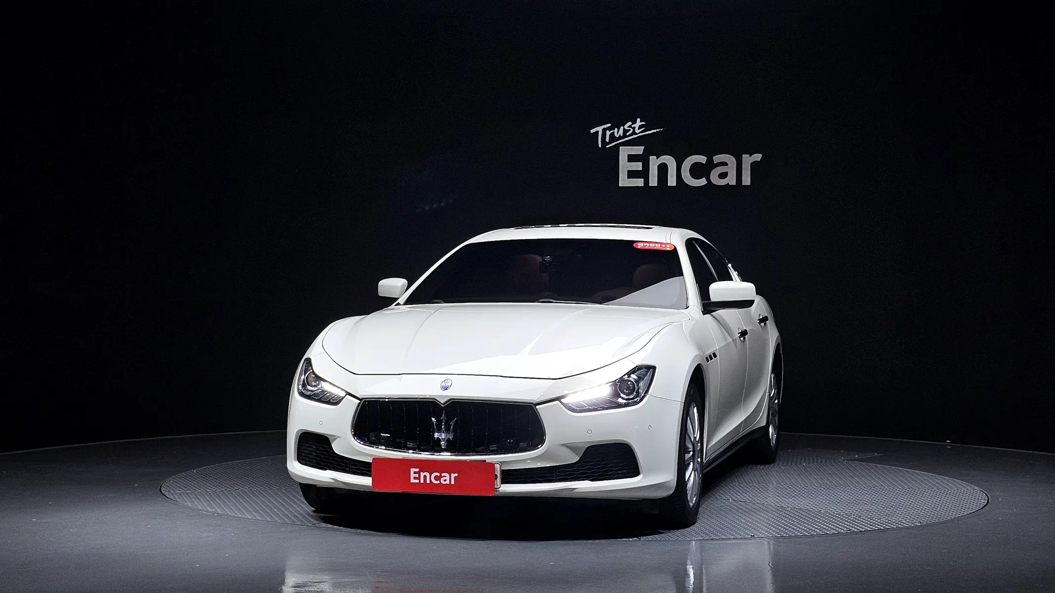 Maserati 기블리 3.0 2016 2/5