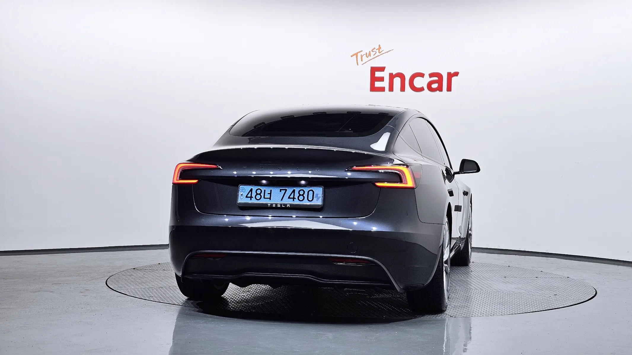 Tesla 3 RWD 2024 3/5