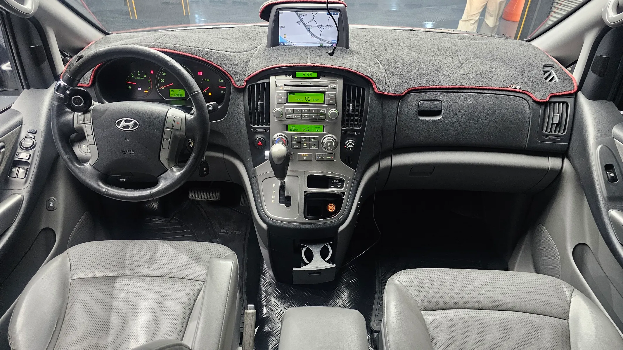 Hyundai Grand Starex 11 HVX 2013 3/5