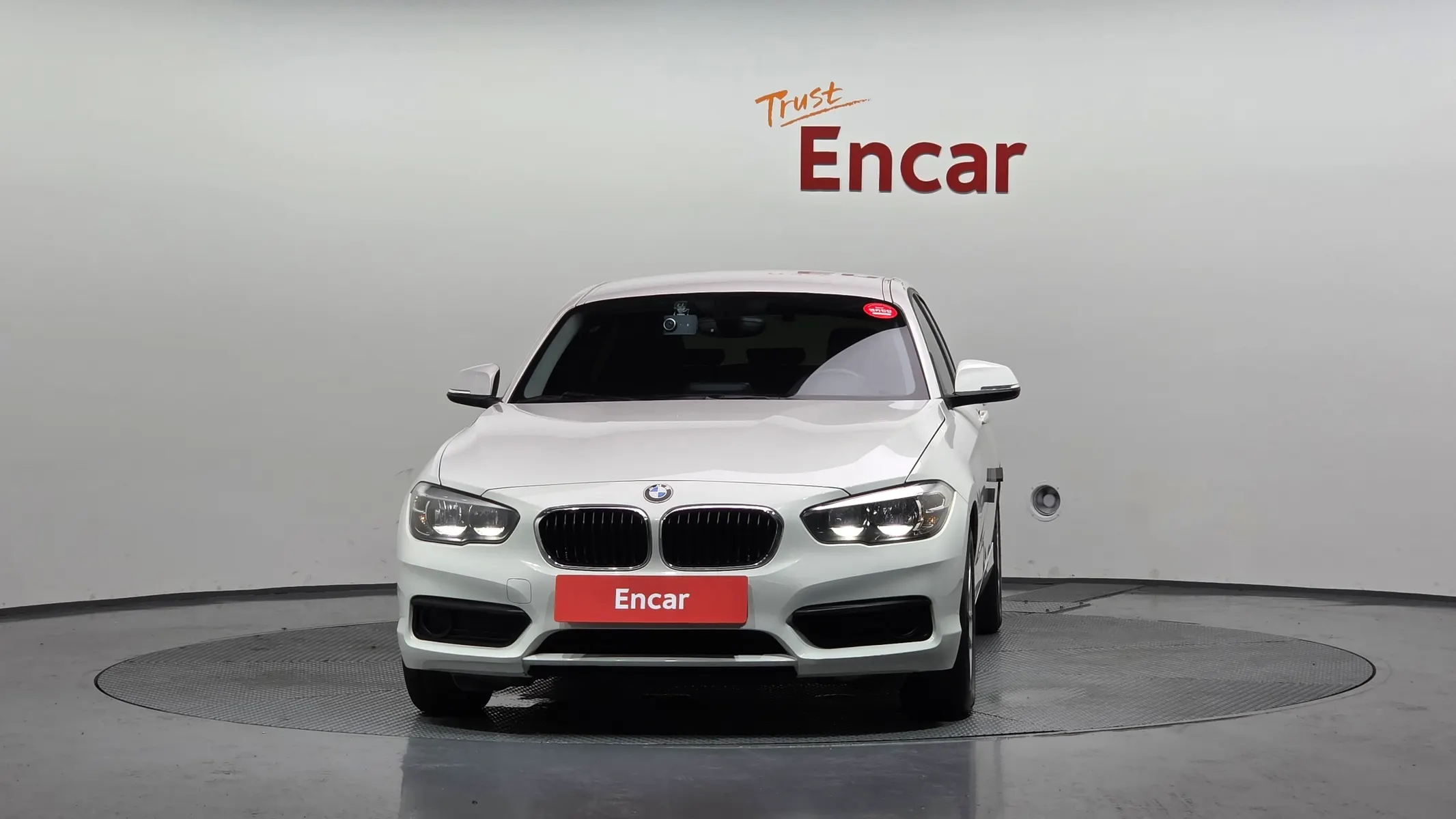 BMW 1 Series (F20) 118d 5 2016 3/21