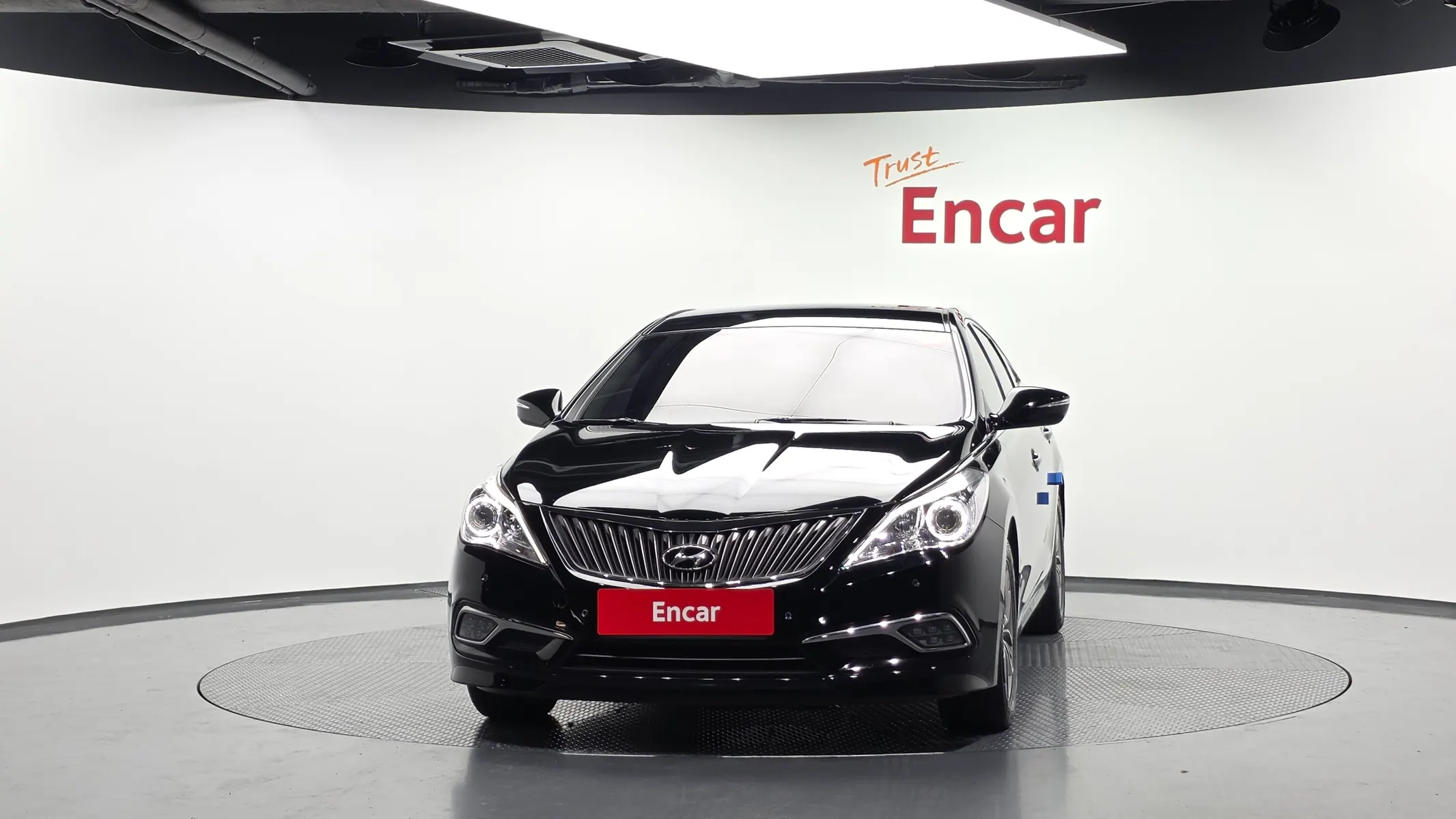 Hyundai Grandeur HG HG240 2015 3/35