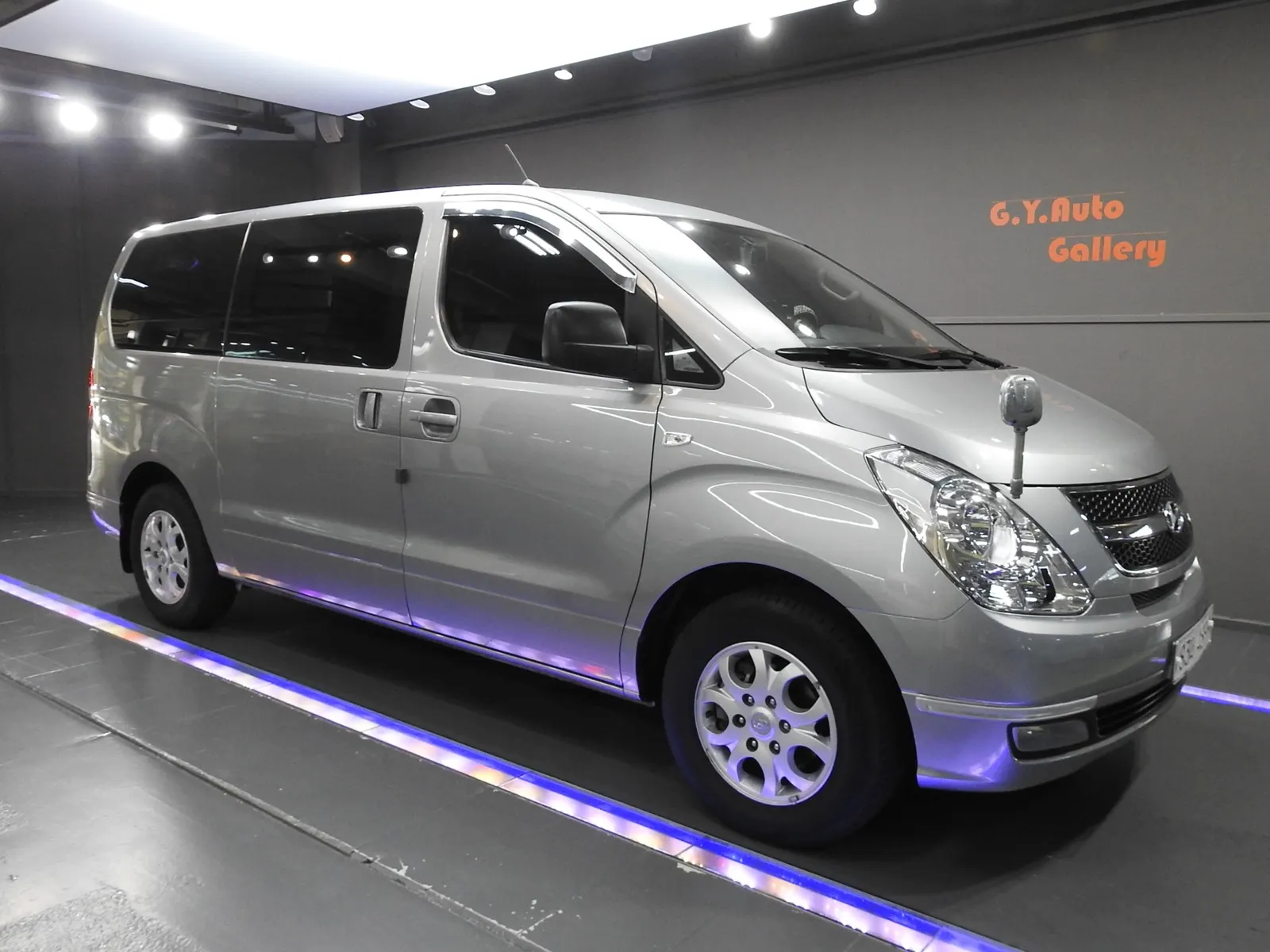 Hyundai Grand Starex 3 LPi 2013 3/21