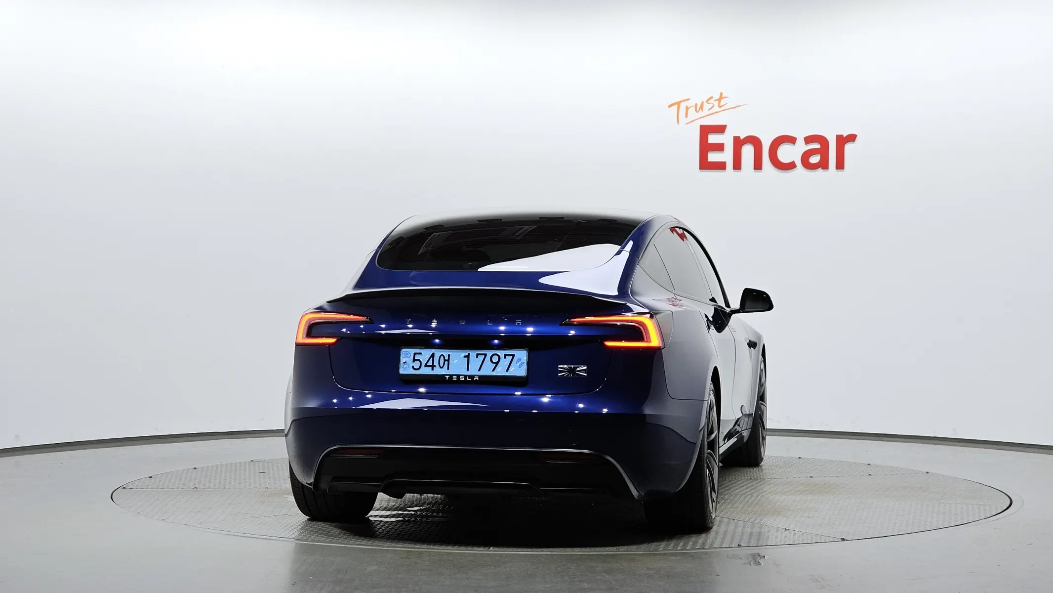 Tesla 3 AWD 2024 3/5
