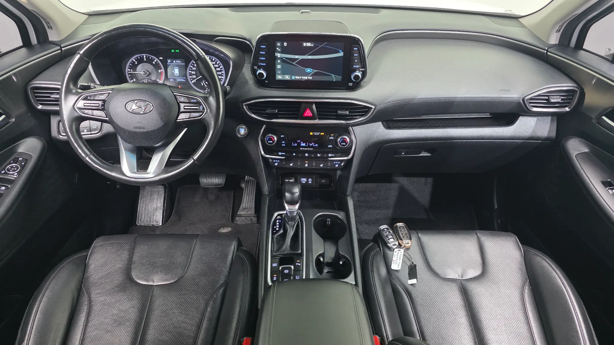 Hyundai TM 2.0 2WD 2018 4/5
