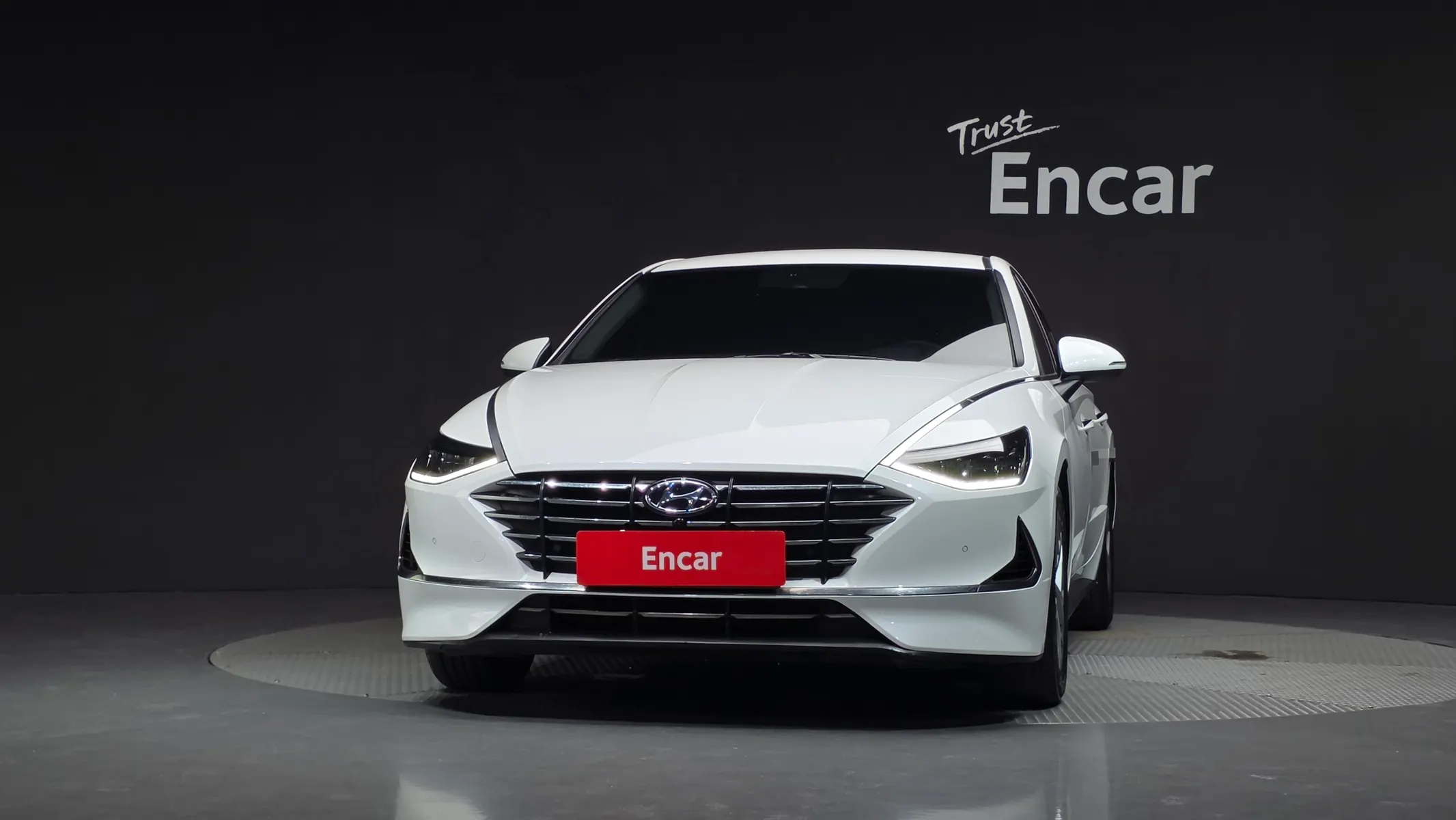 Hyundai (DN8) 2.0 LPG 2022 2/5