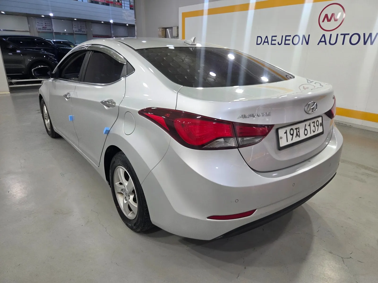 Hyundai 아반떼 1.6 GDi 2014 2/18